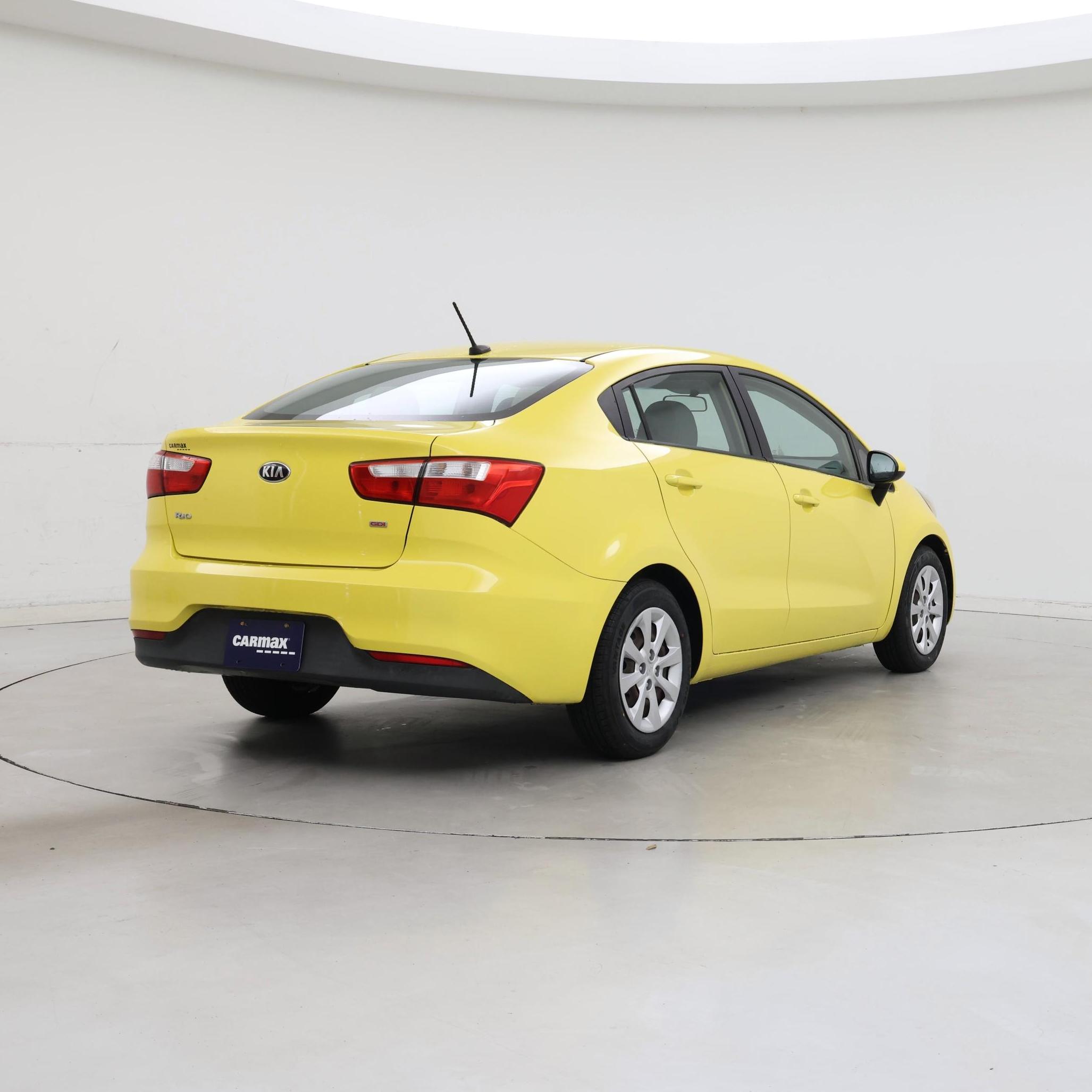 Thumbnail: 2016 Kia Rio - 8