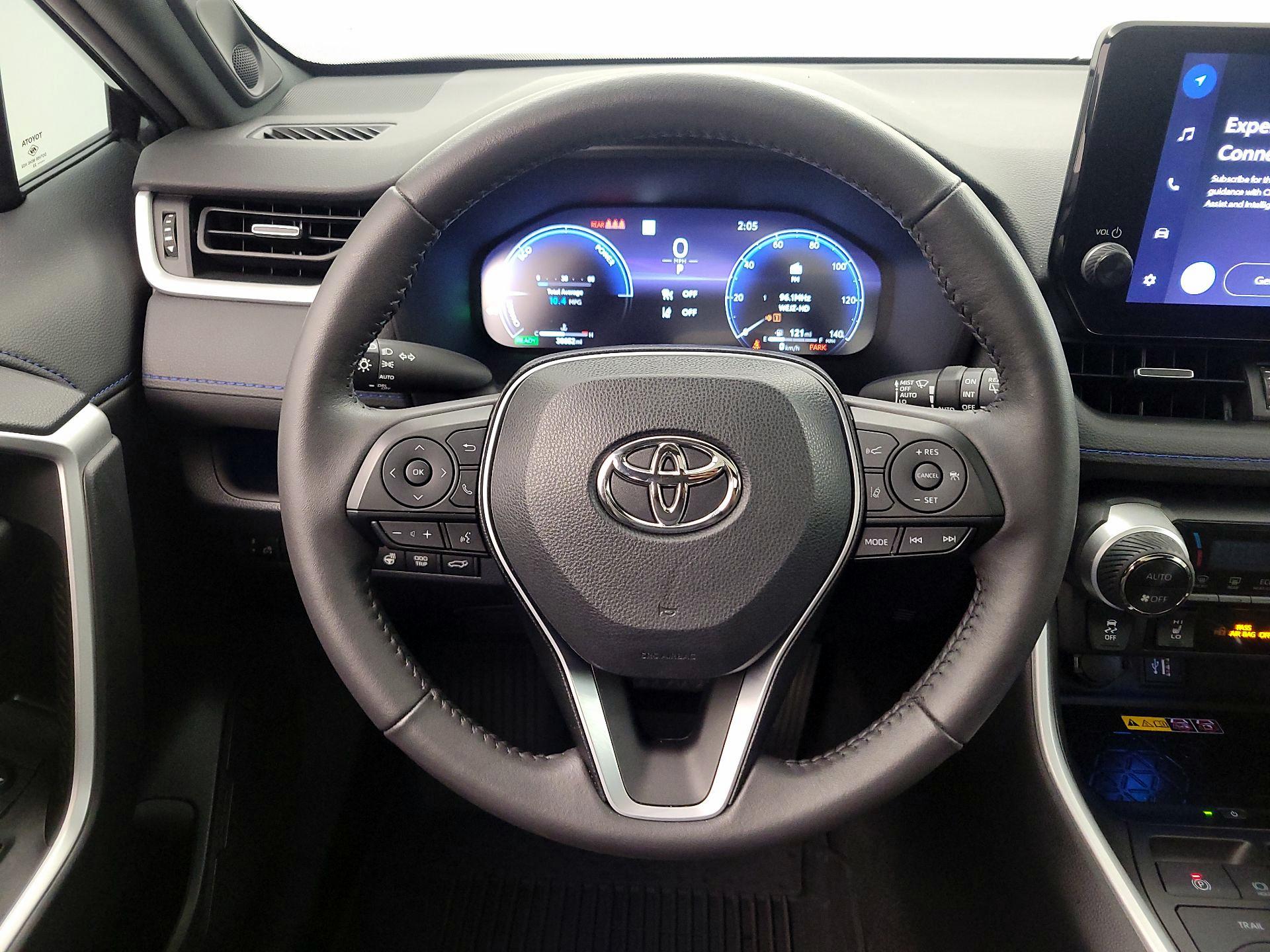 Thumbnail: 2023 Toyota RAV4 - 10