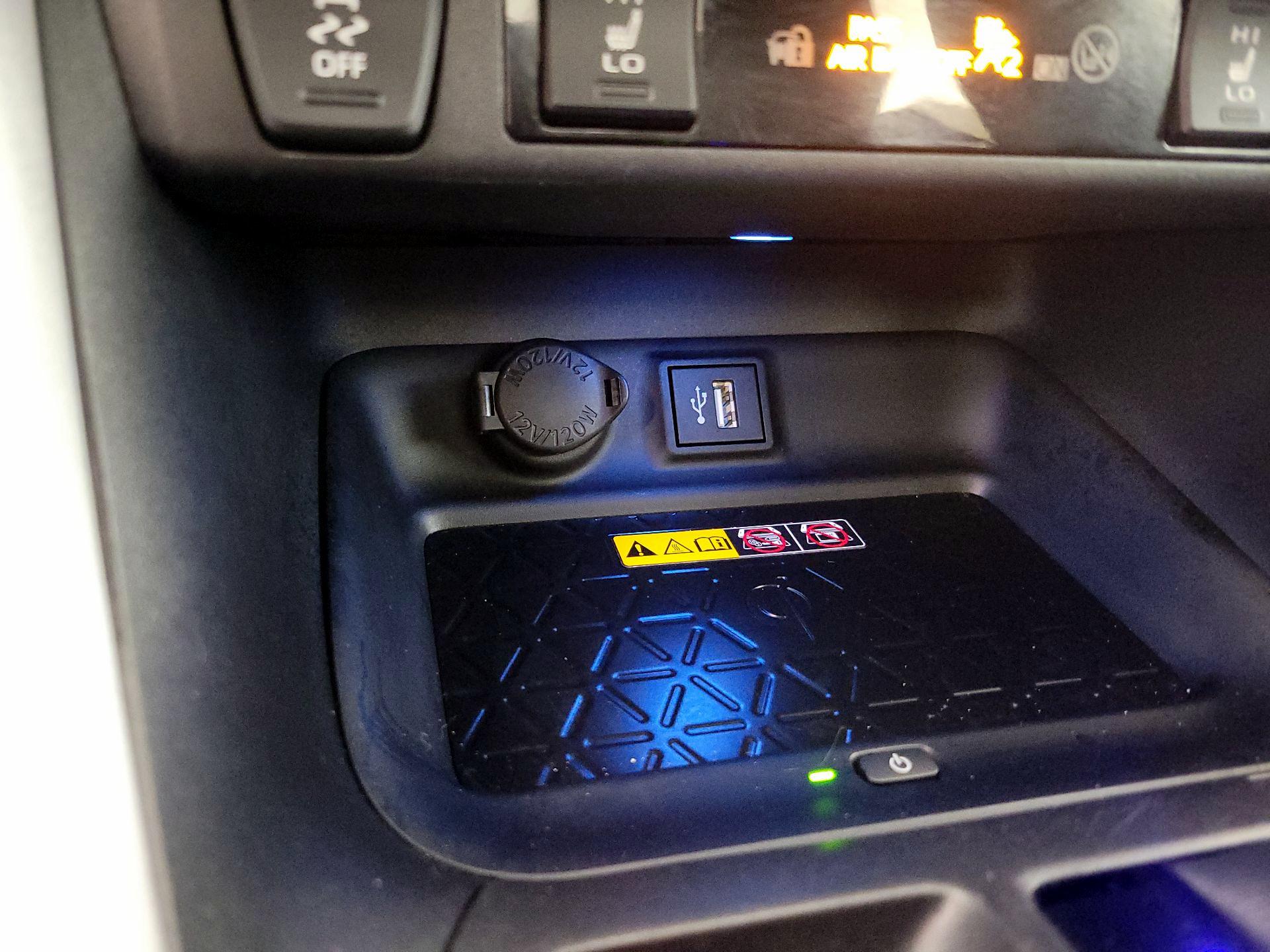 Thumbnail: 2023 Toyota RAV4 - 19