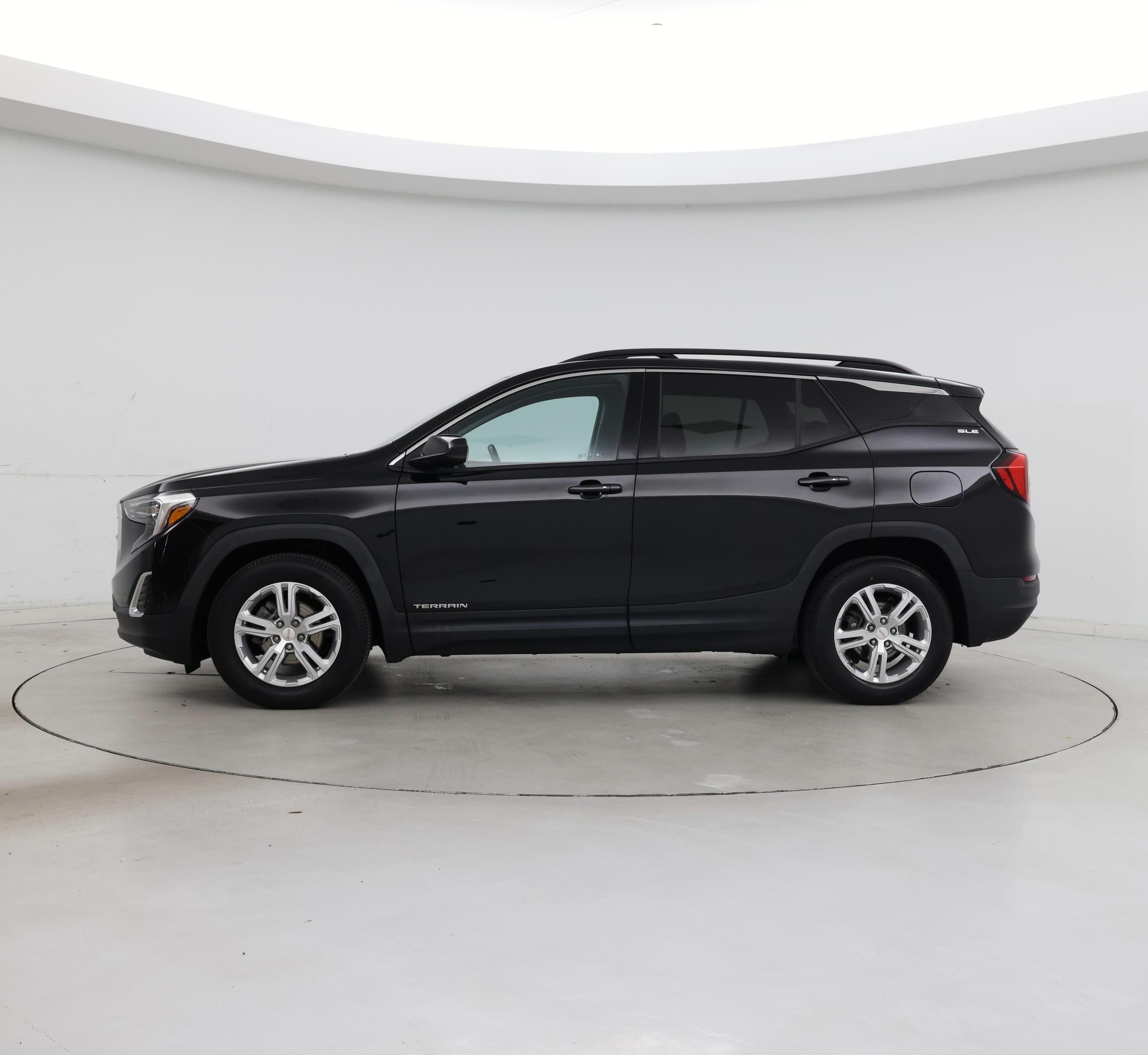 Thumbnail: 2020 GMC Terrain - 3