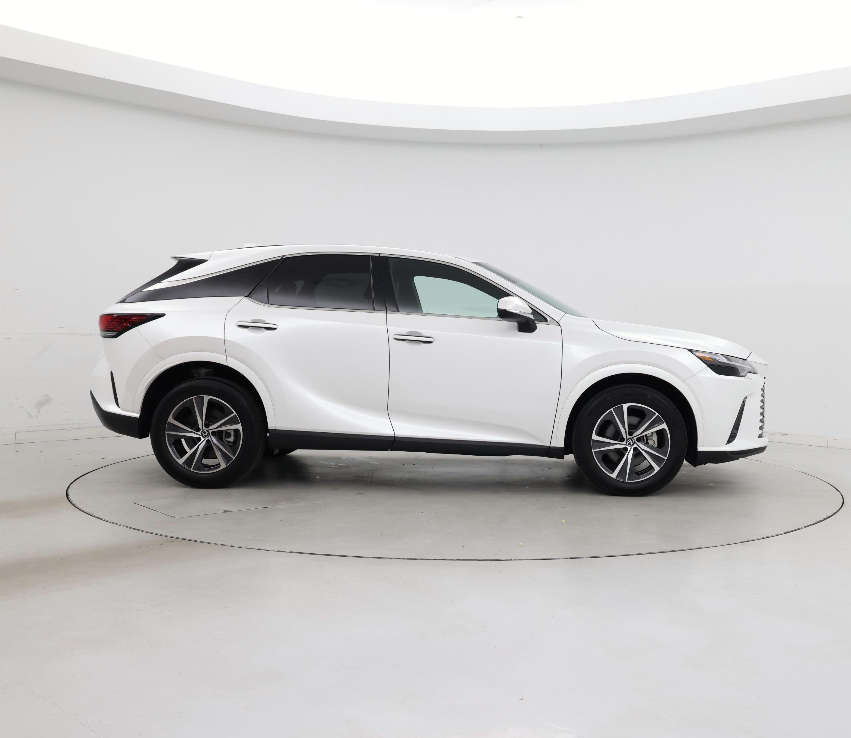 Thumbnail: 2023 Lexus RX - 7