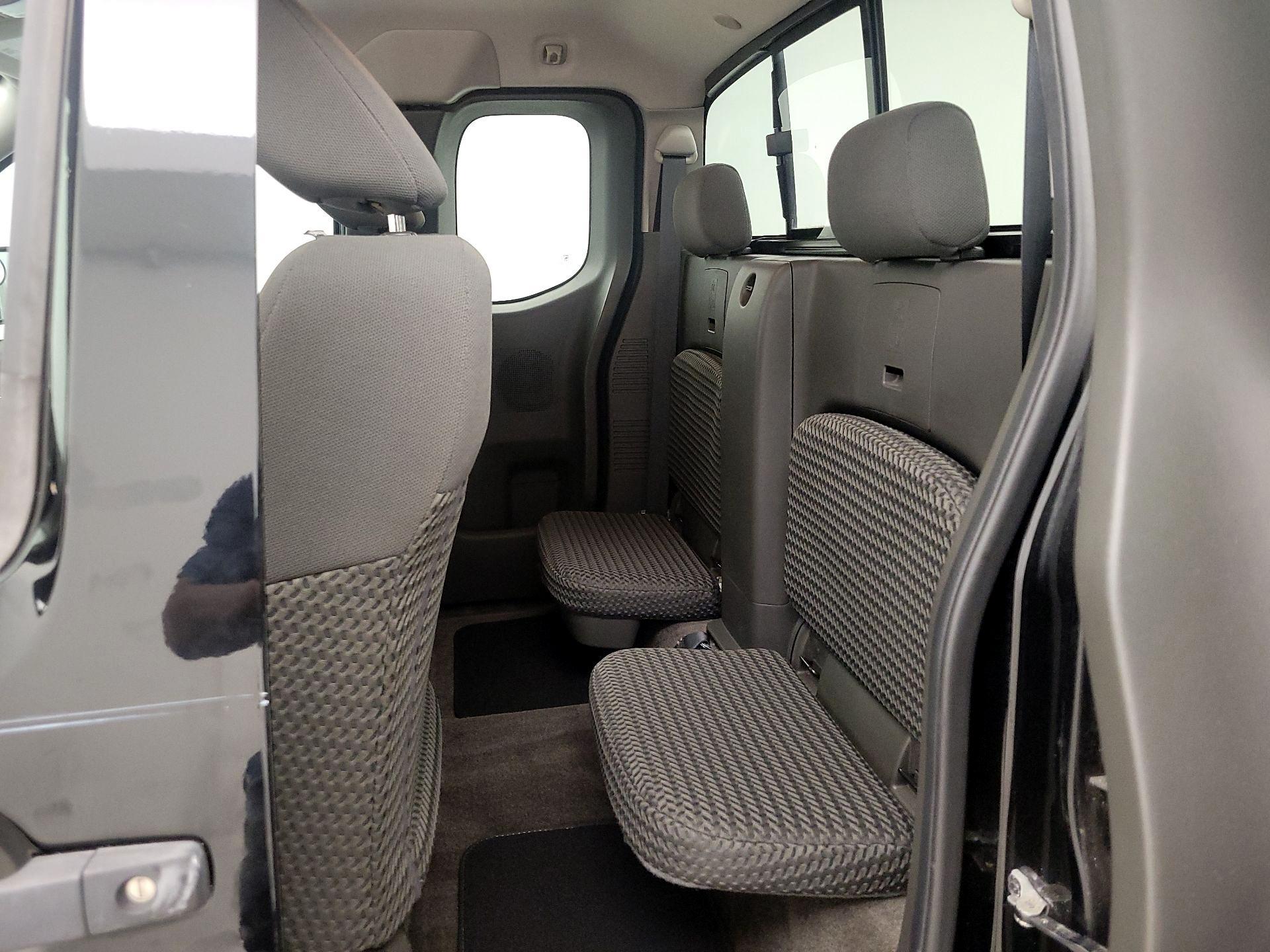 Thumbnail: 2017 Nissan Frontier - 18