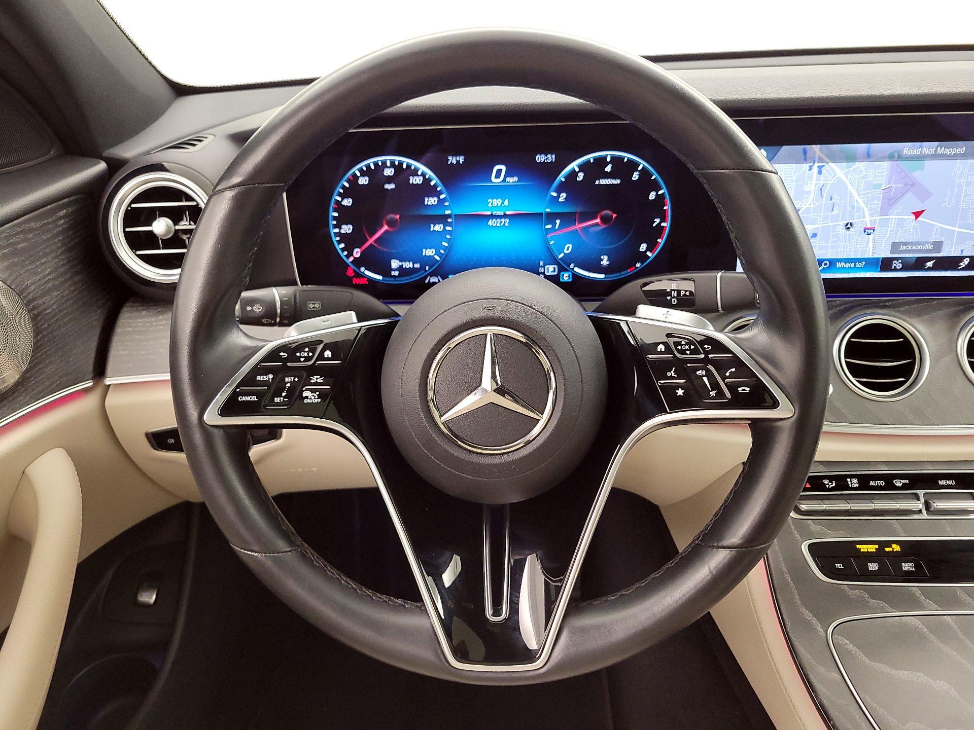 Thumbnail: 2022 Mercedes-Benz E-Class - 10
