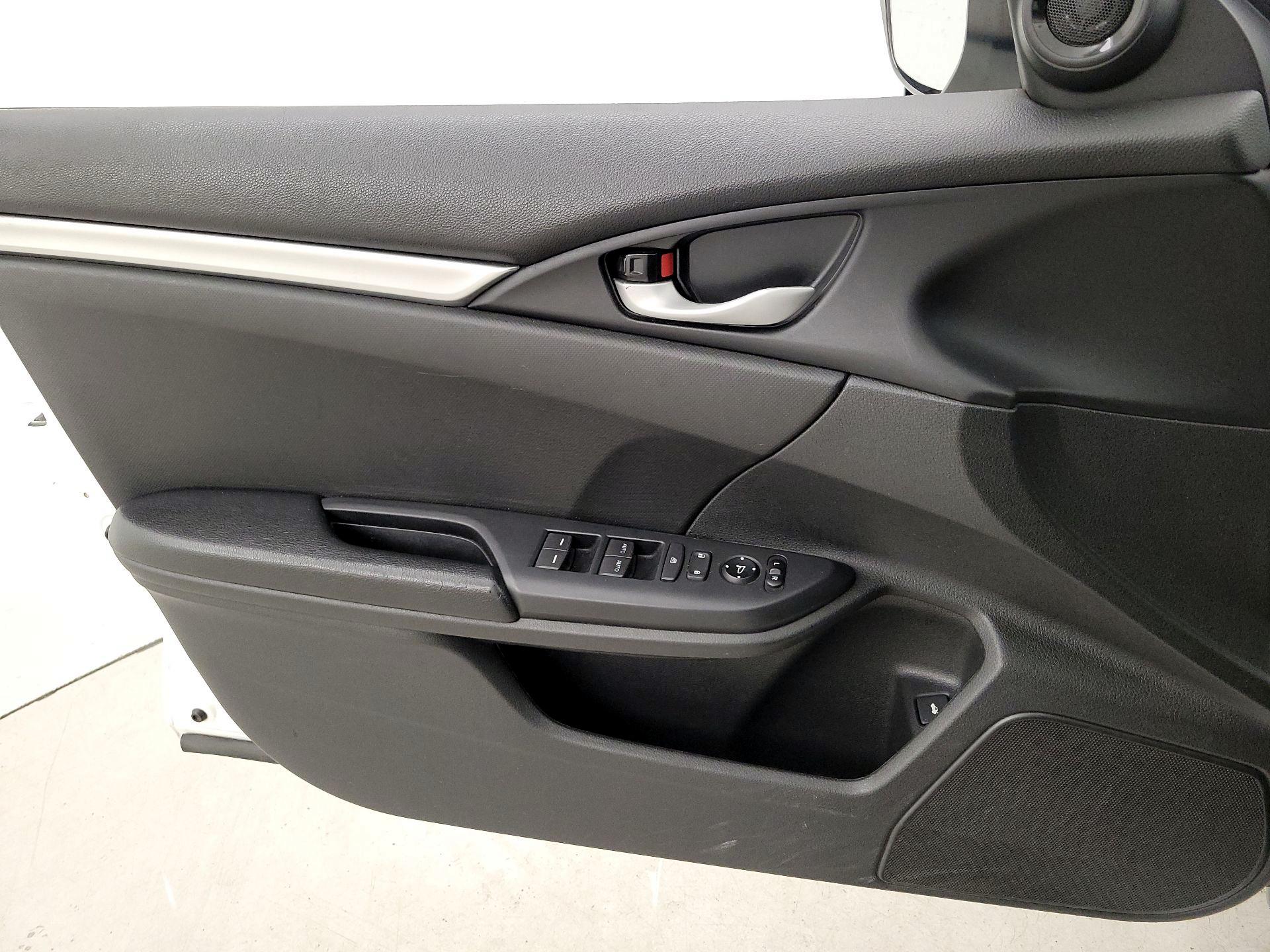 Thumbnail: 2019 Honda Civic - 12