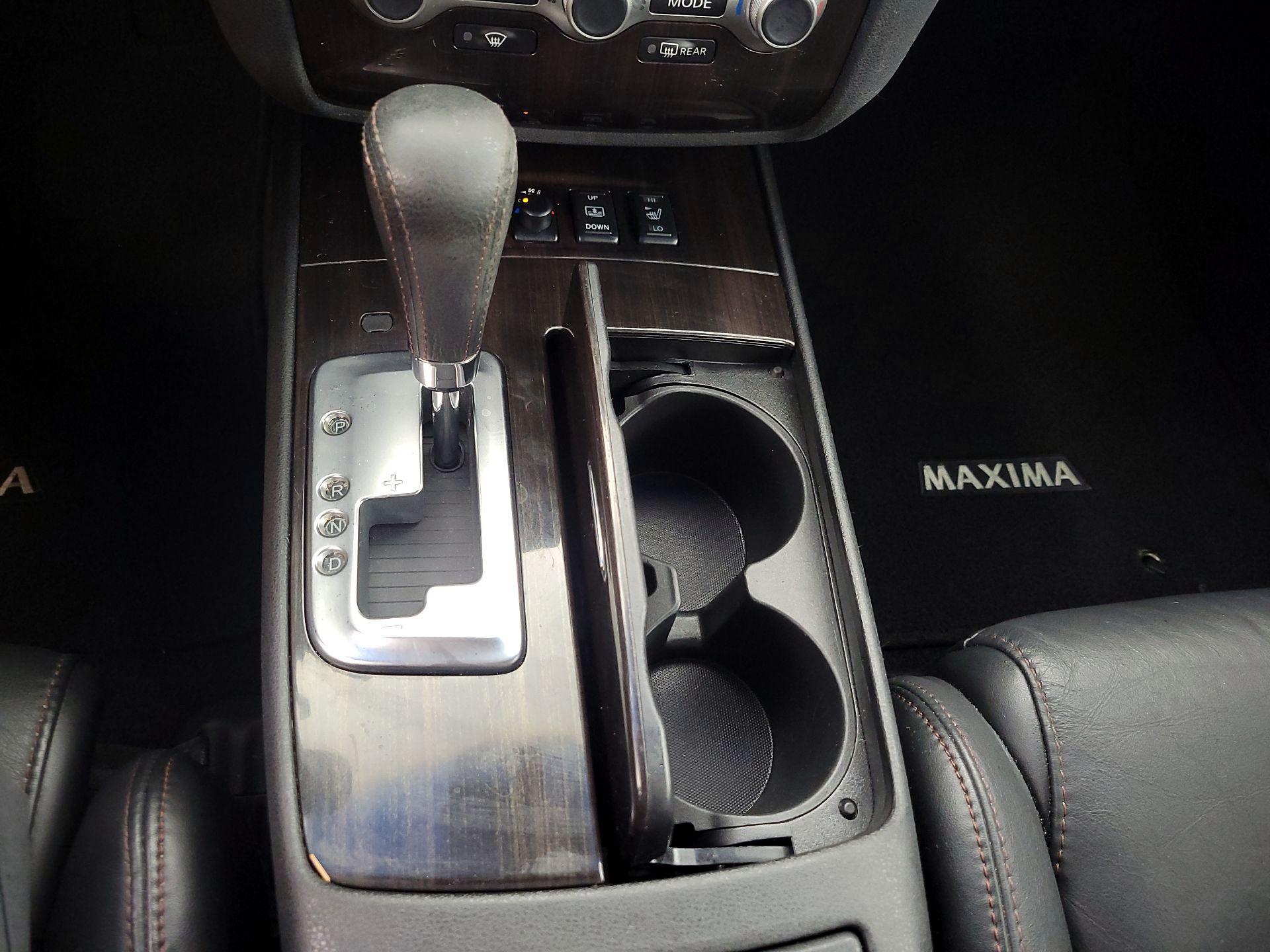 Thumbnail: 2014 Nissan Maxima - 18