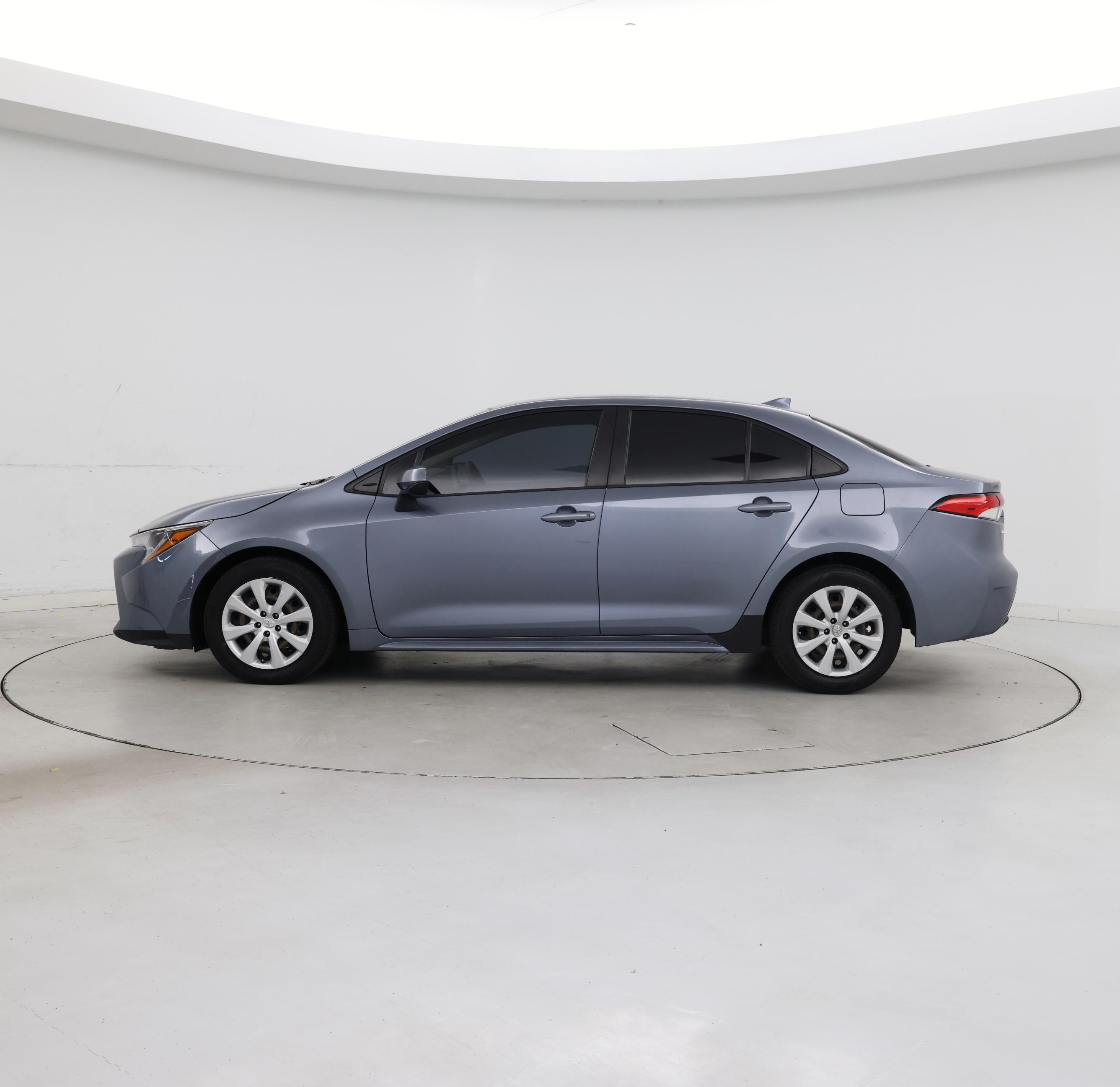 Thumbnail: 2022 Toyota Corolla - 3