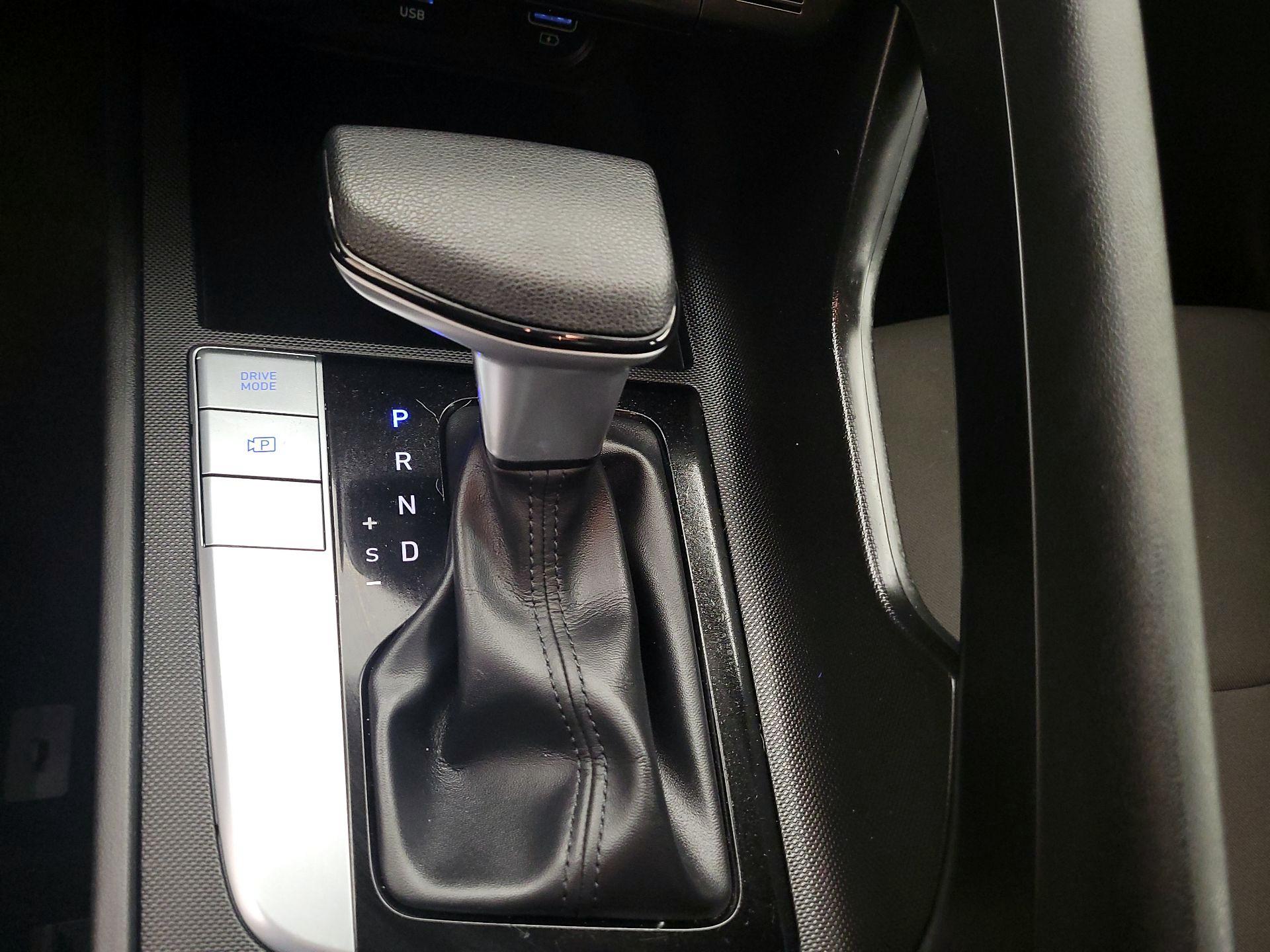 Thumbnail: 2021 Hyundai Elantra - 15