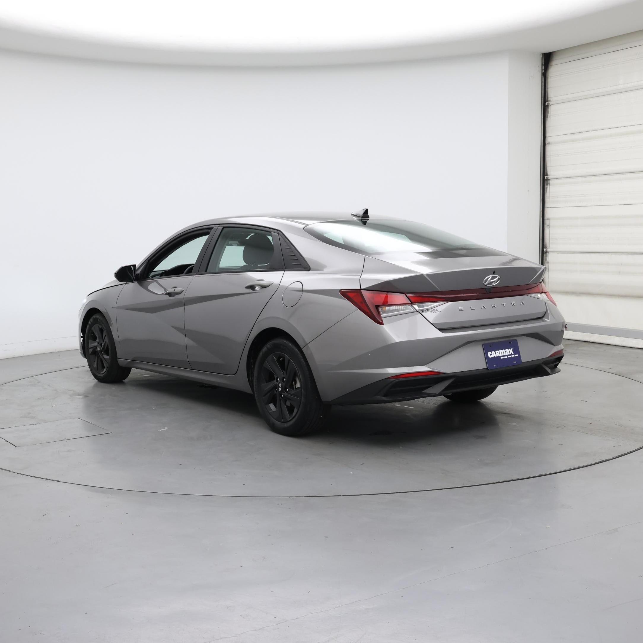 Thumbnail: 2021 Hyundai Elantra - 2