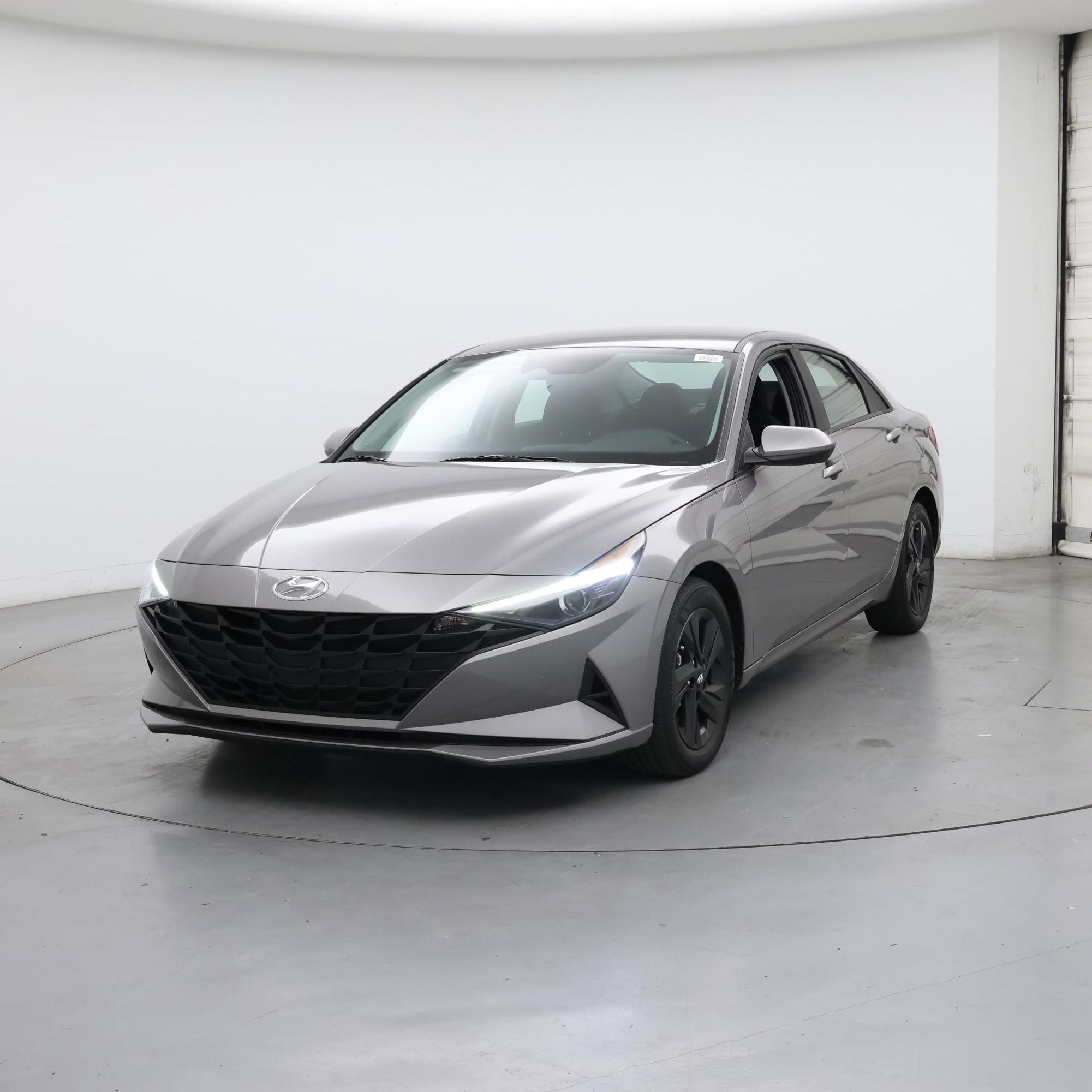 Thumbnail: 2021 Hyundai Elantra - 4
