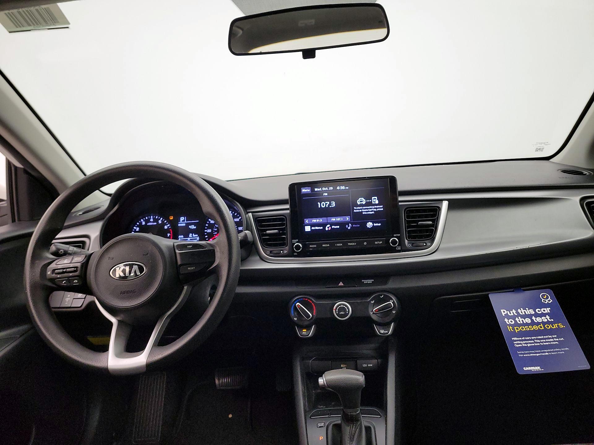 Thumbnail: 2021 Kia Rio - 9