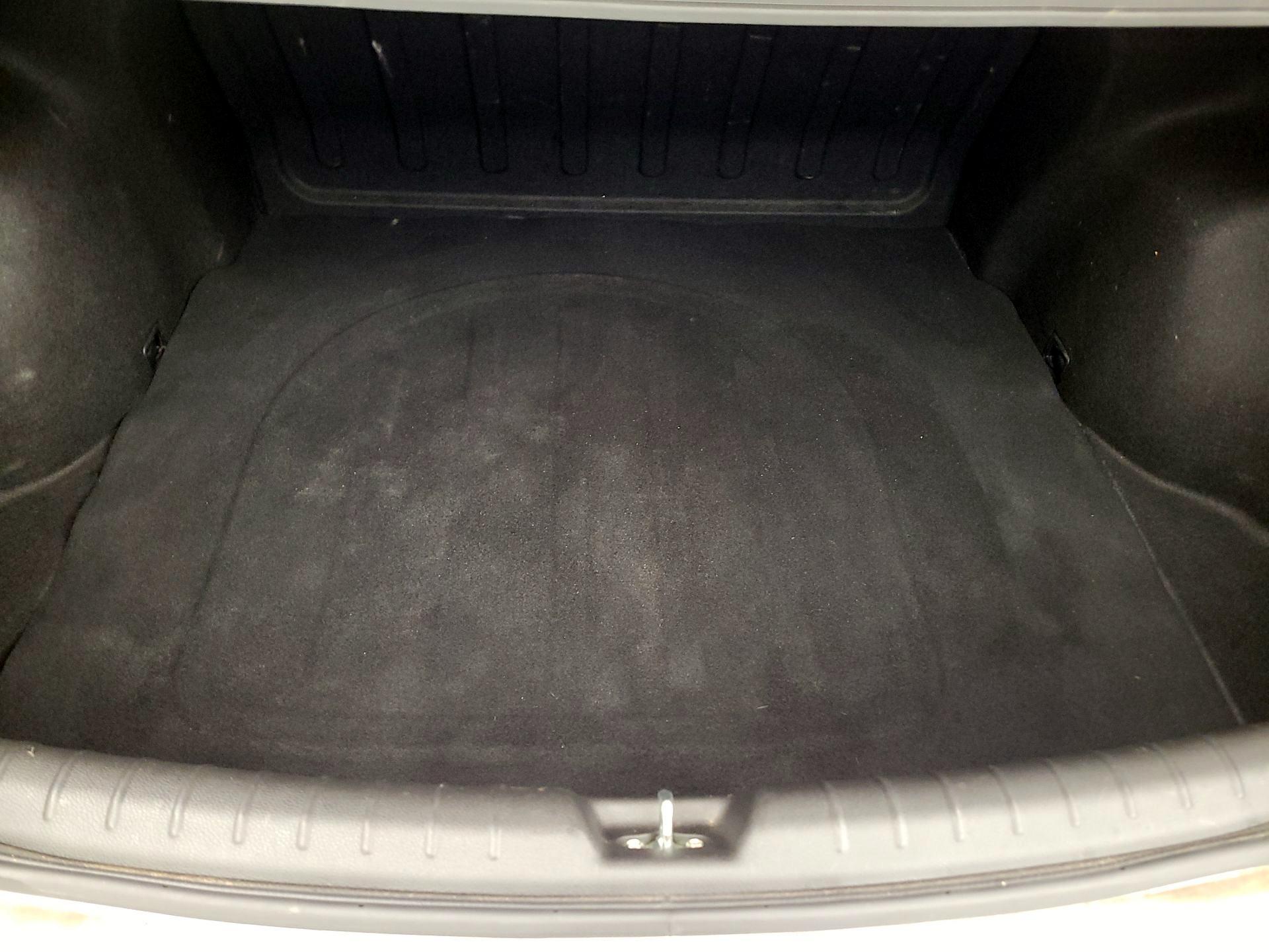 Thumbnail: 2021 Kia Rio - 20