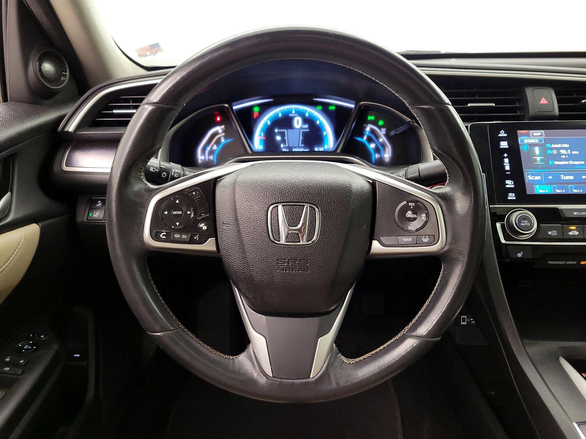 Thumbnail: 2016 Honda Civic - 10