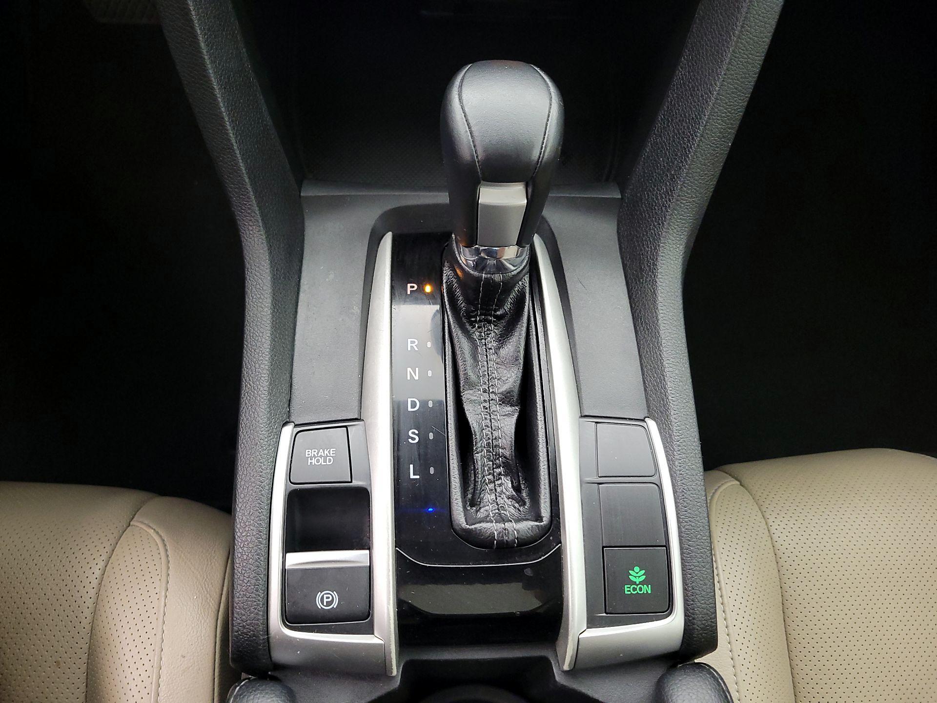 Thumbnail: 2016 Honda Civic - 17
