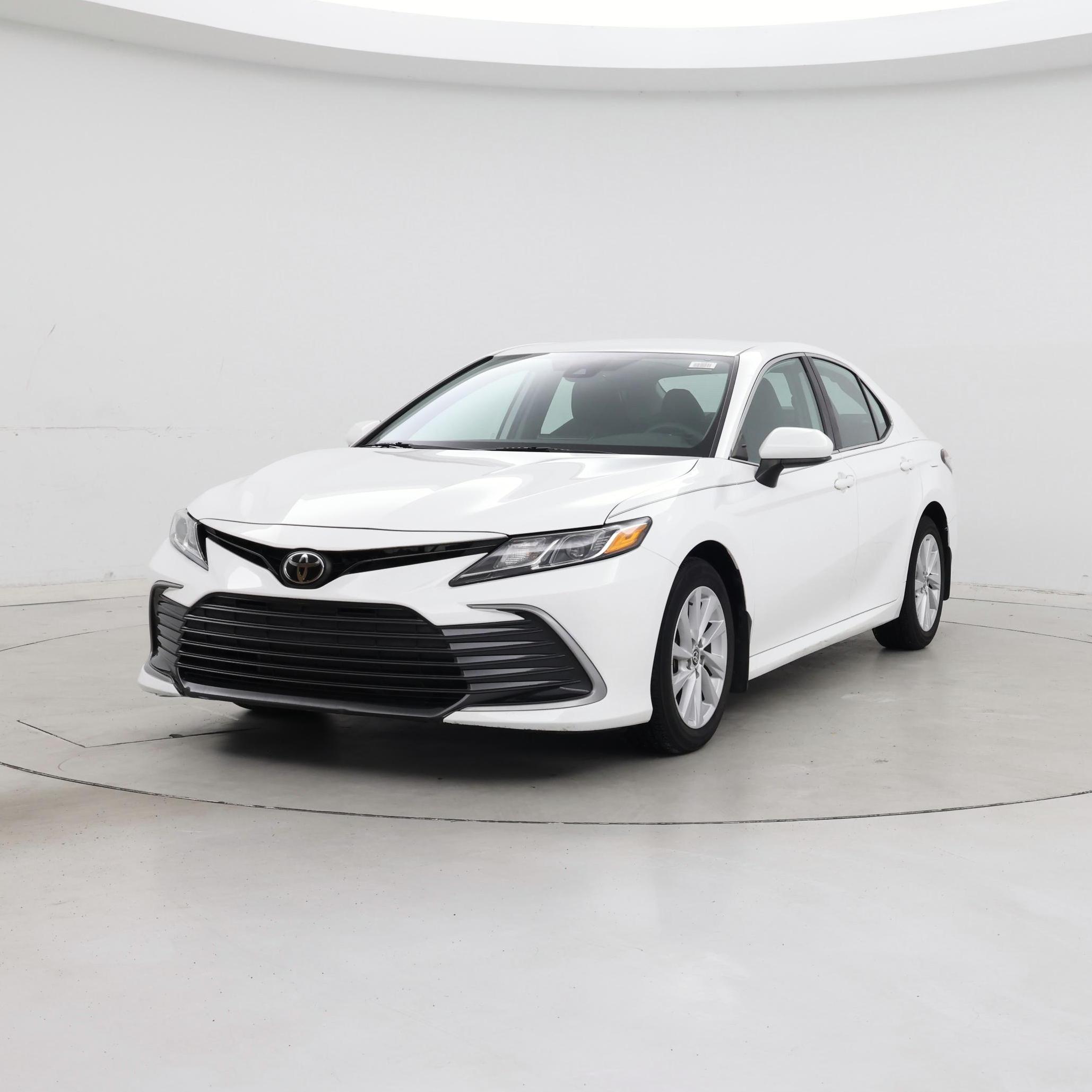Thumbnail: 2021 Toyota Camry - 4