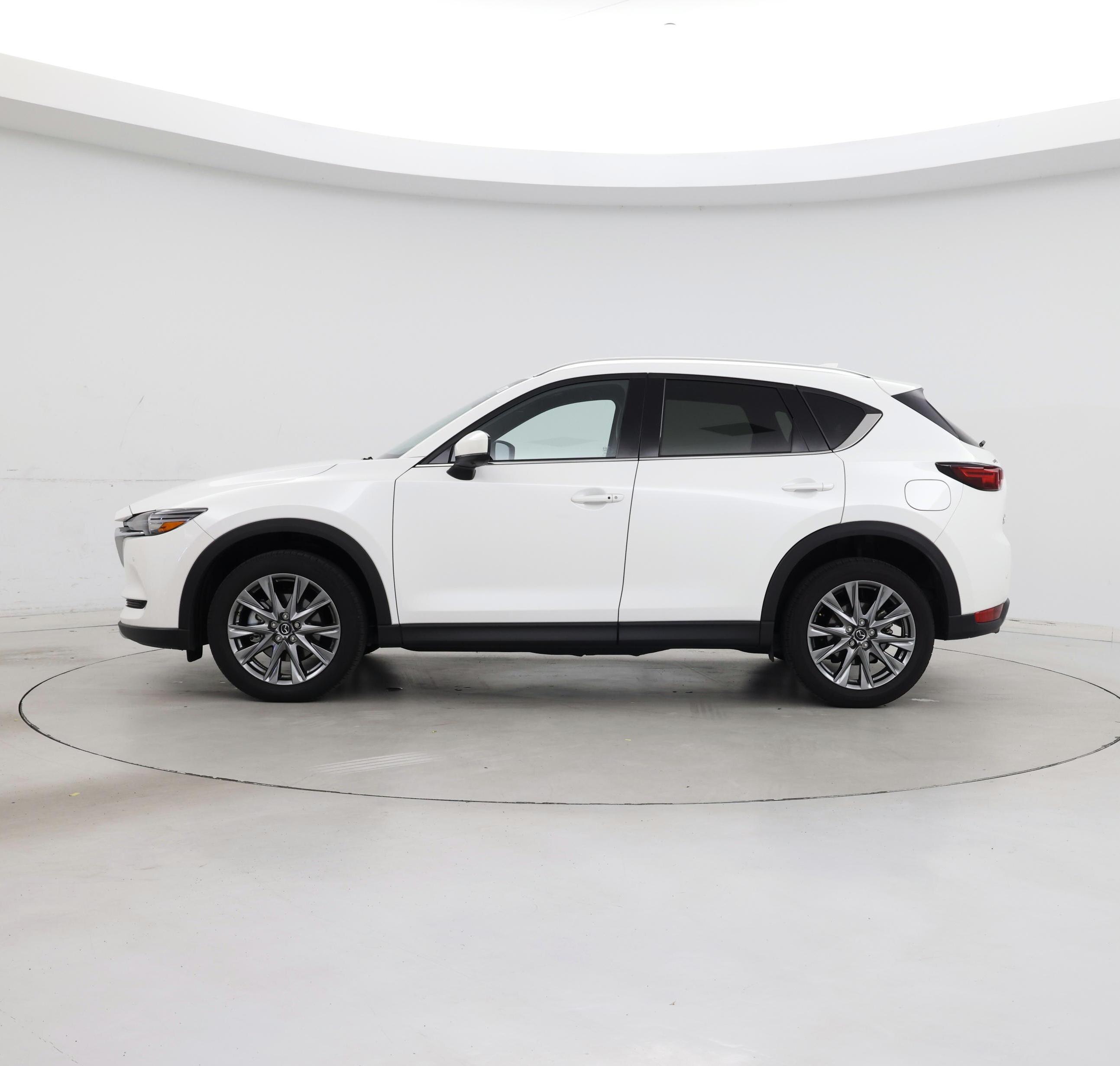 Thumbnail: 2021 Mazda CX-5 - 3