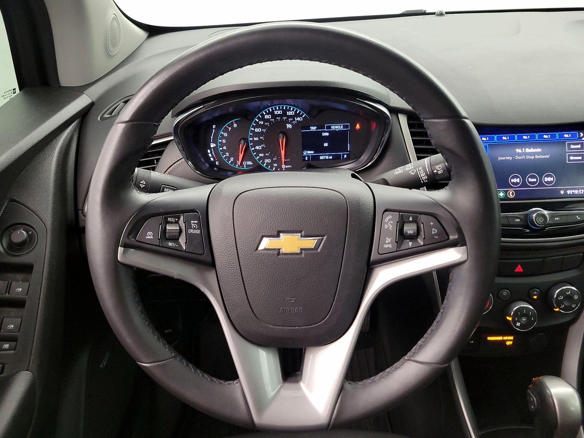 Thumbnail: 2020 Chevrolet Trax - 10