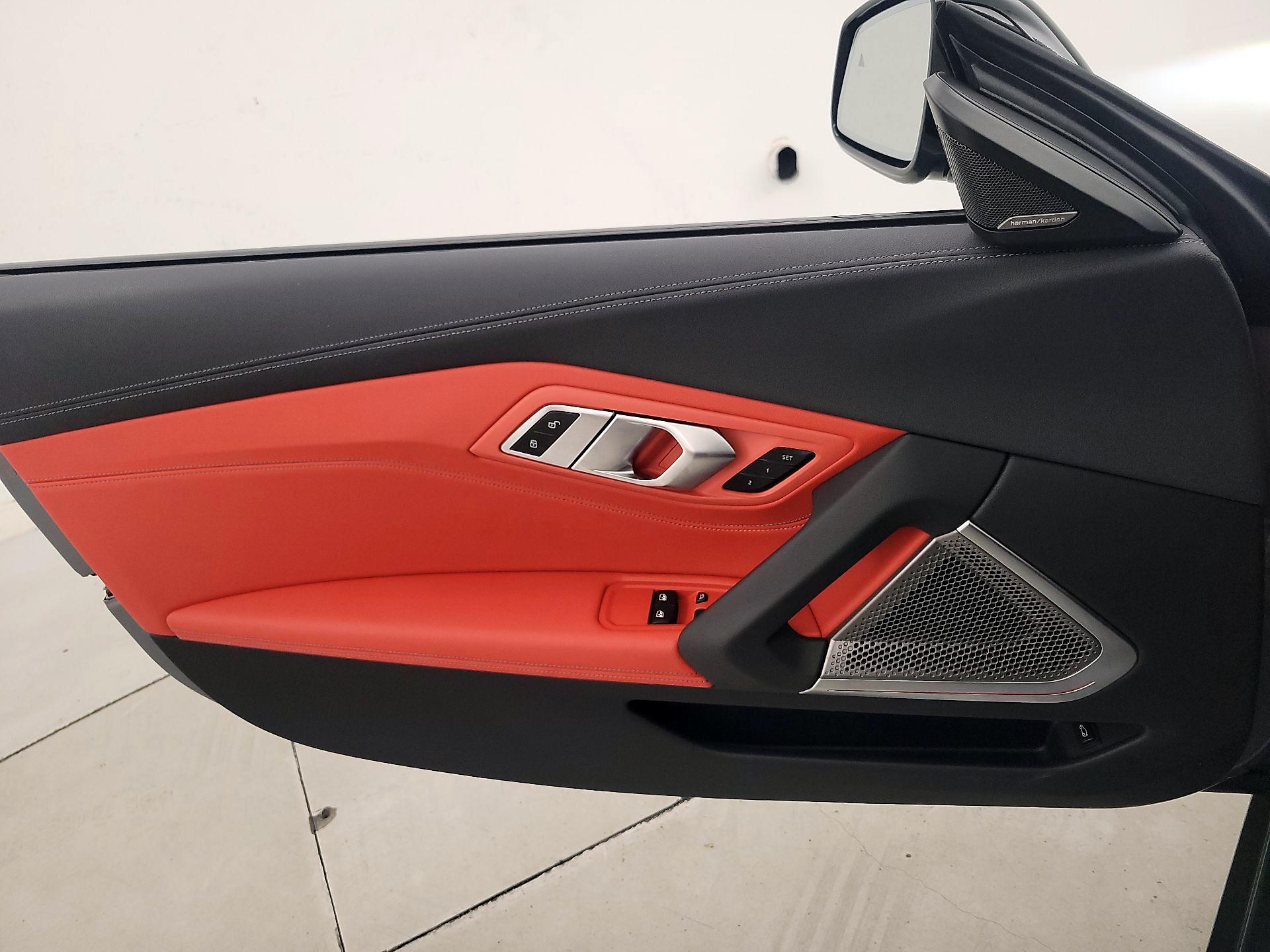 Thumbnail: 2024 BMW Z4 - 12