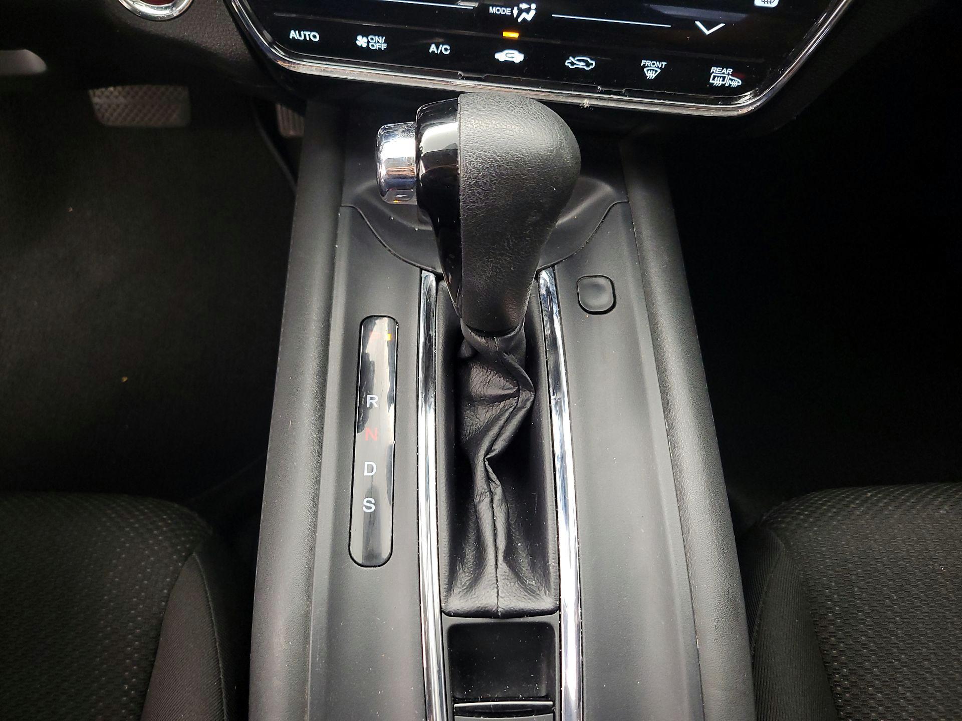 Thumbnail: 2018 Honda HR-V - 17