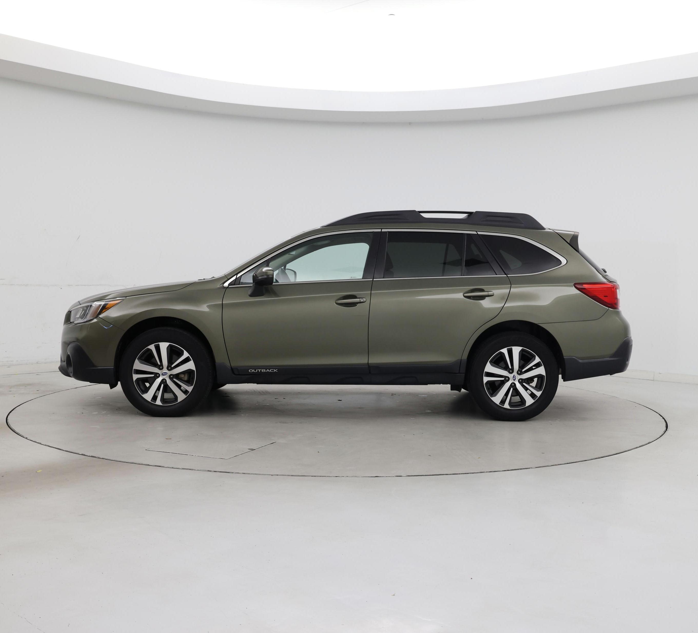 Thumbnail: 2019 Subaru Outback - 3