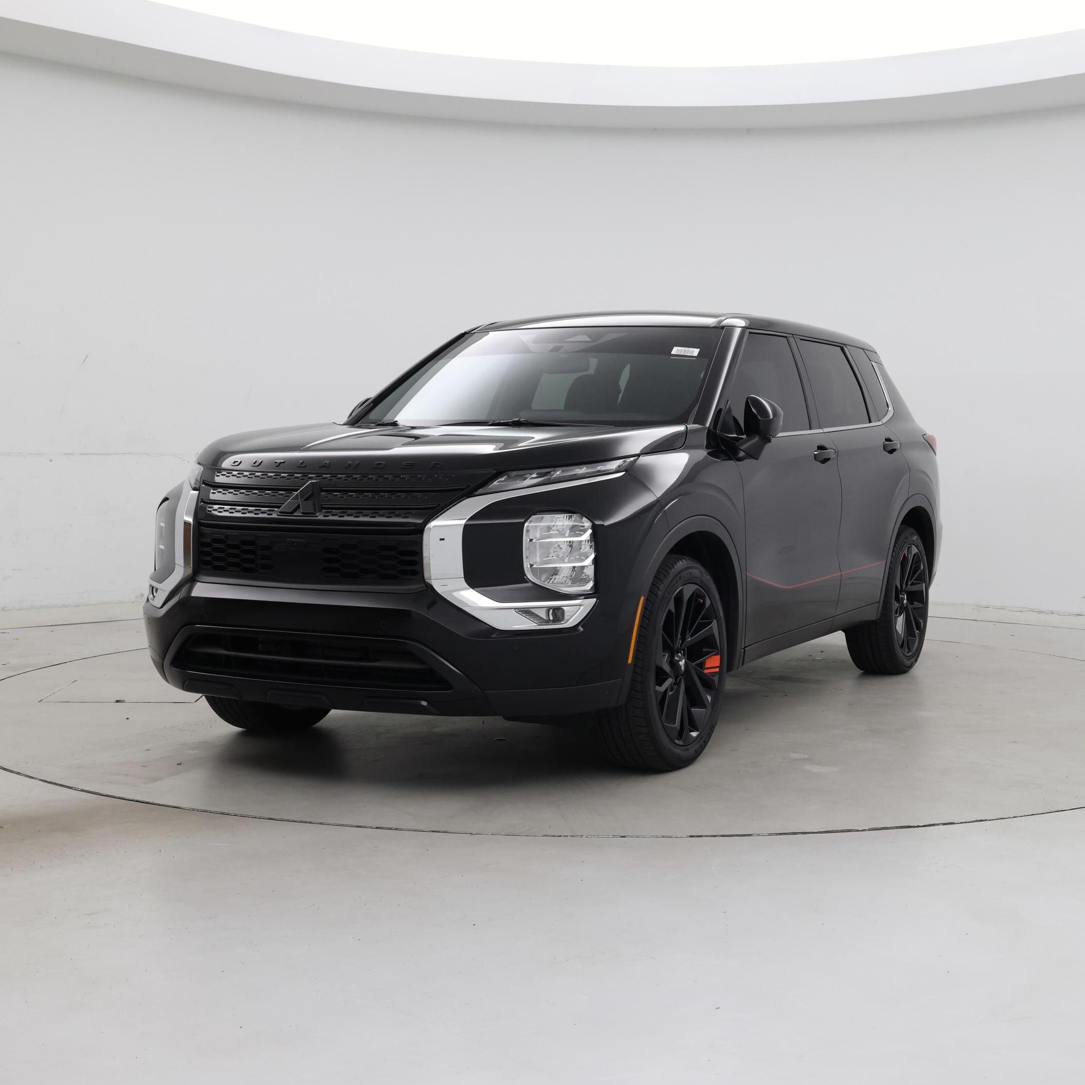 Thumbnail: 2024 Mitsubishi Outlander - 4