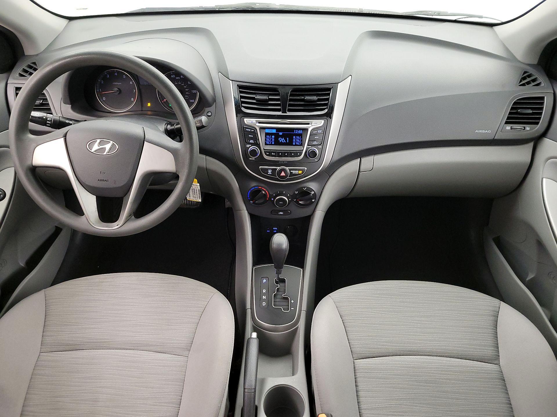 Thumbnail: 2016 Hyundai Accent - 9