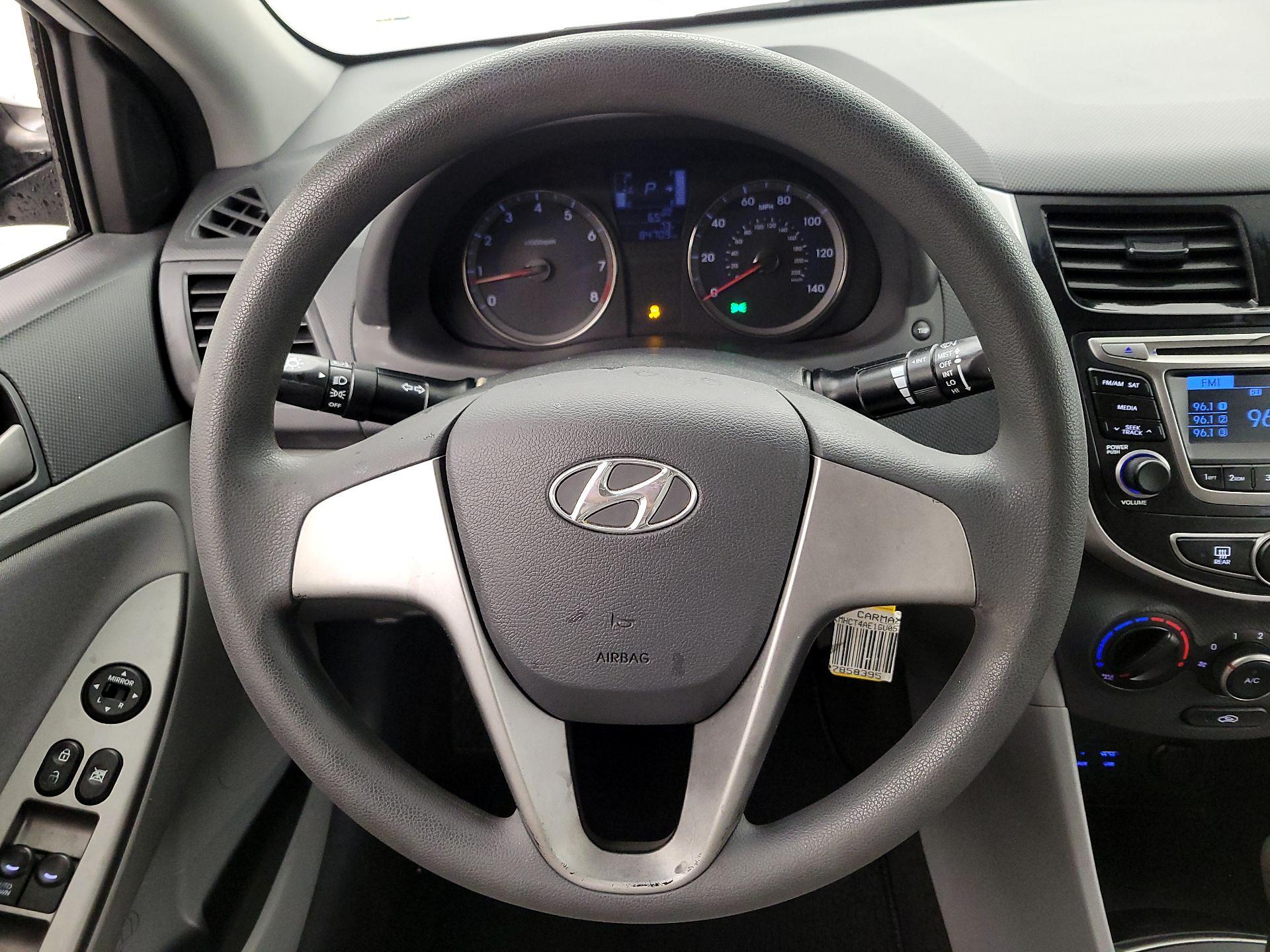Thumbnail: 2016 Hyundai Accent - 10