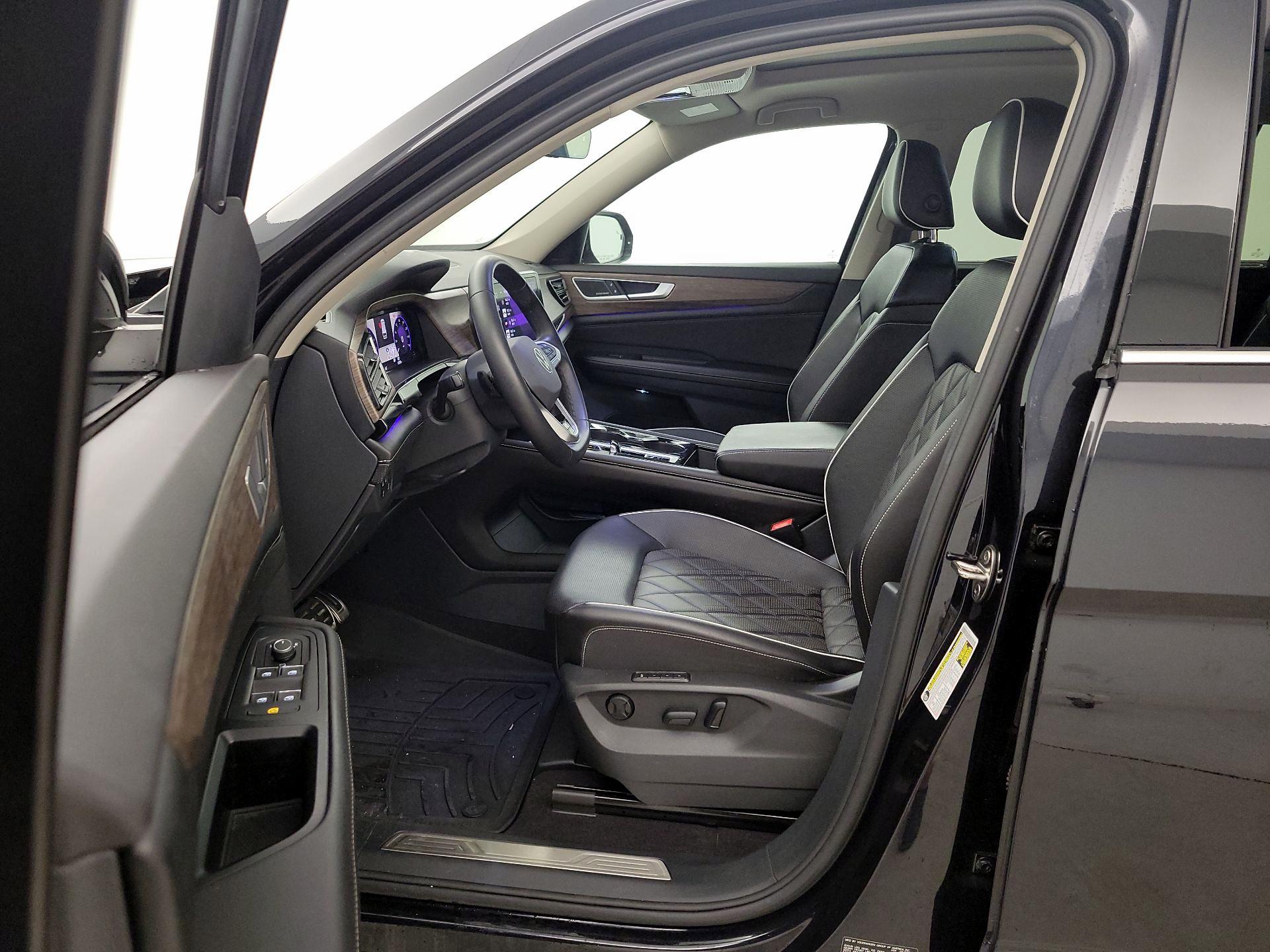 Thumbnail: 2024 Volkswagen Atlas - 11