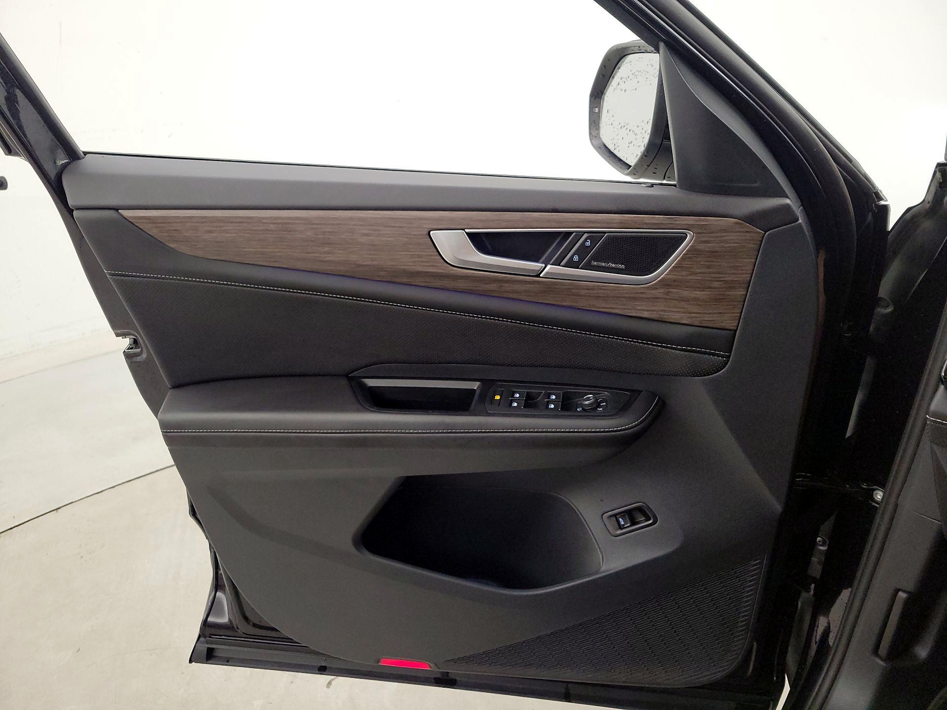 Thumbnail: 2024 Volkswagen Atlas - 12