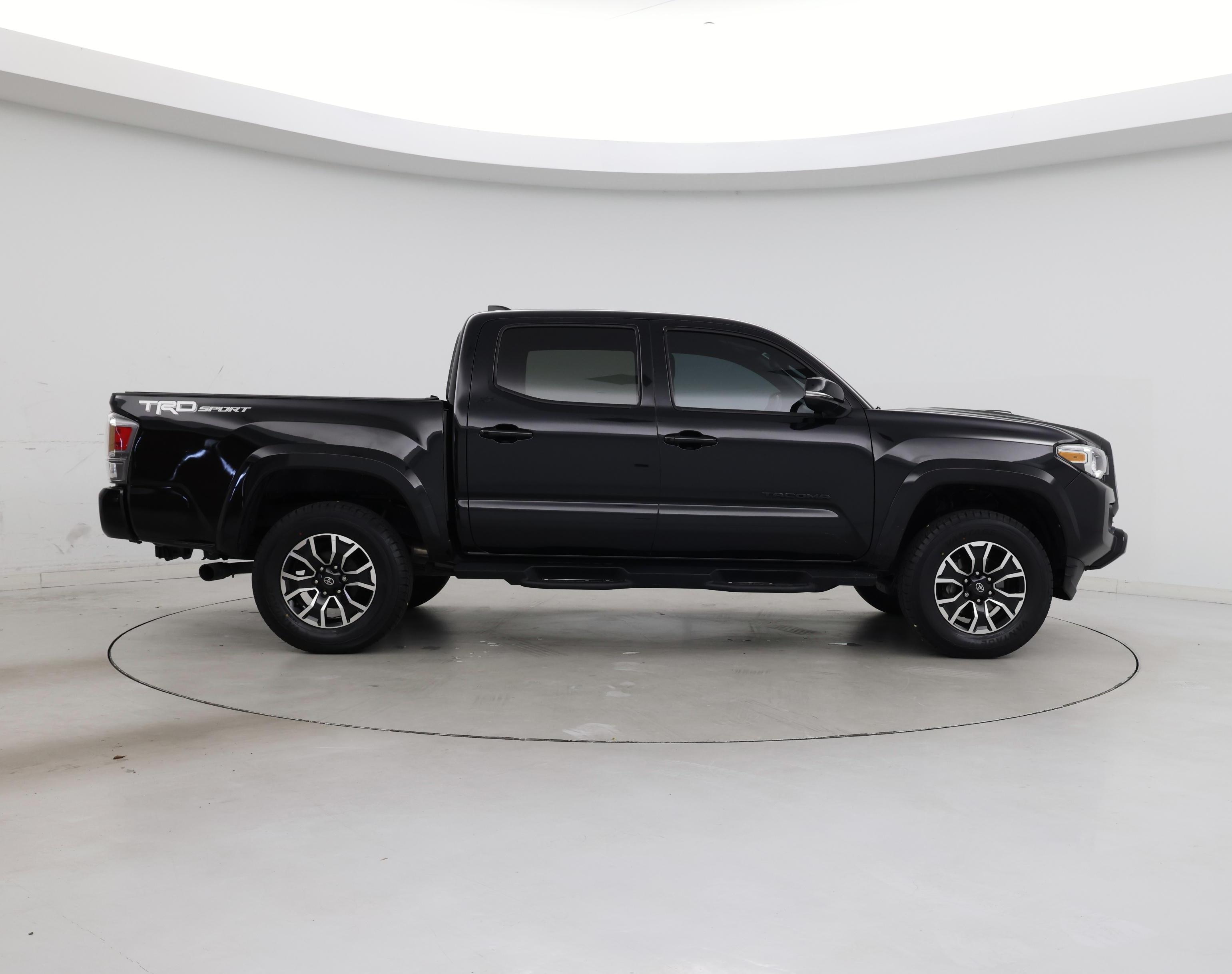 Thumbnail: 2022 Toyota Tacoma - 7