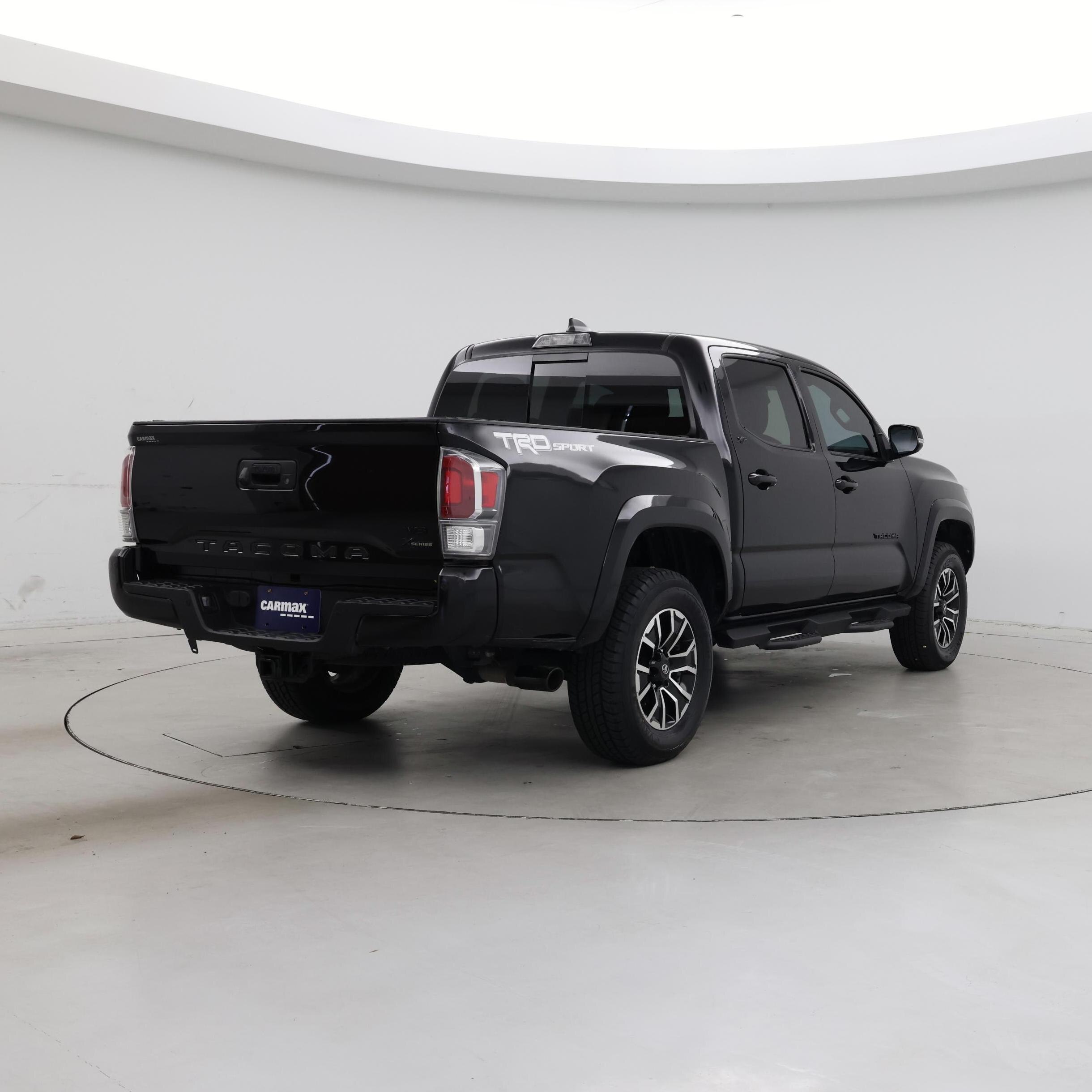Thumbnail: 2022 Toyota Tacoma - 8