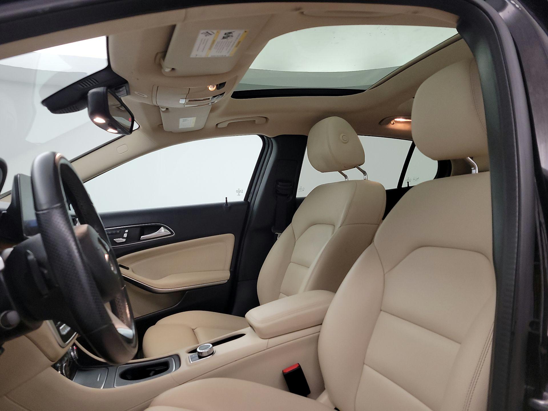 Thumbnail: 2019 Mercedes-Benz GLA - 18