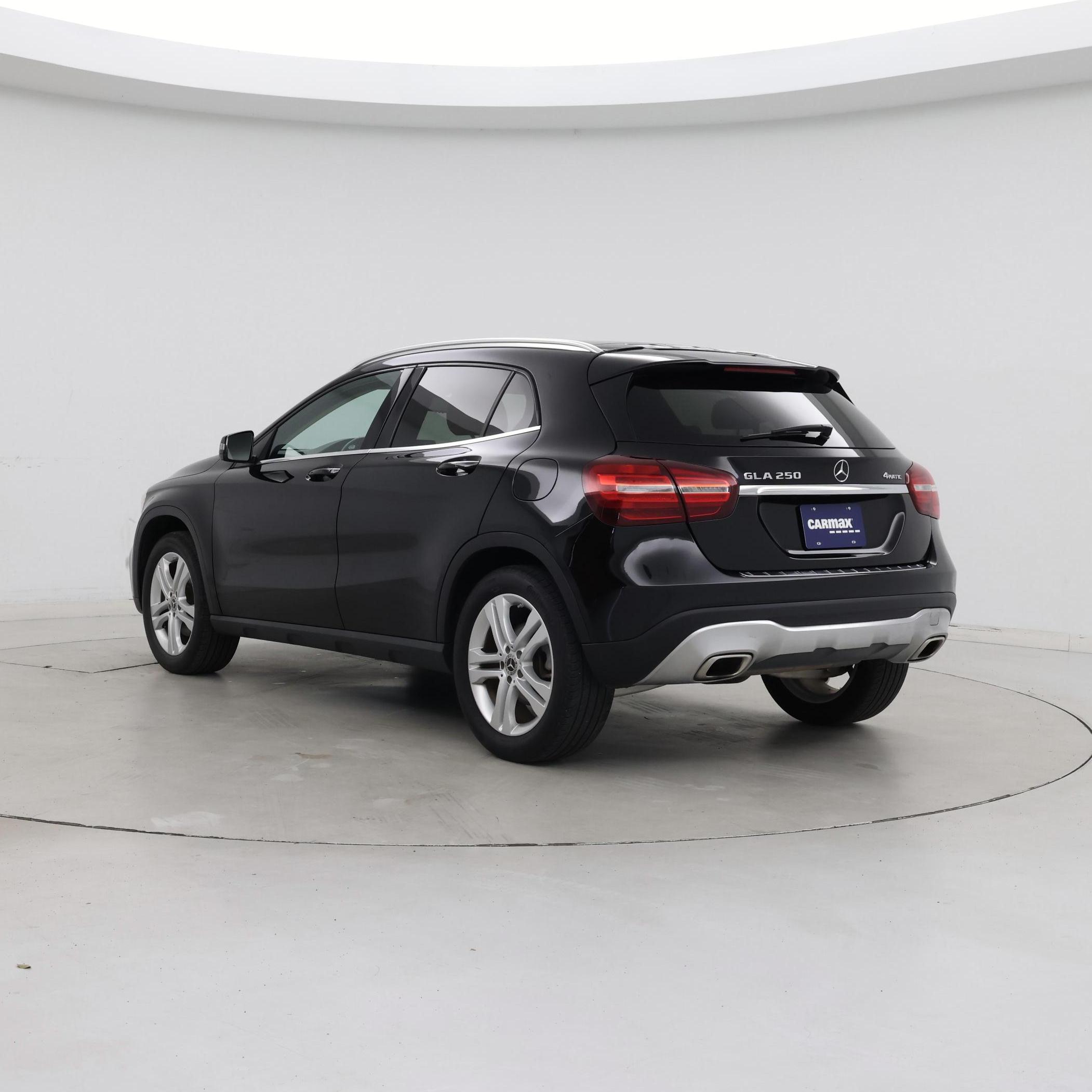 Thumbnail: 2019 Mercedes-Benz GLA - 2