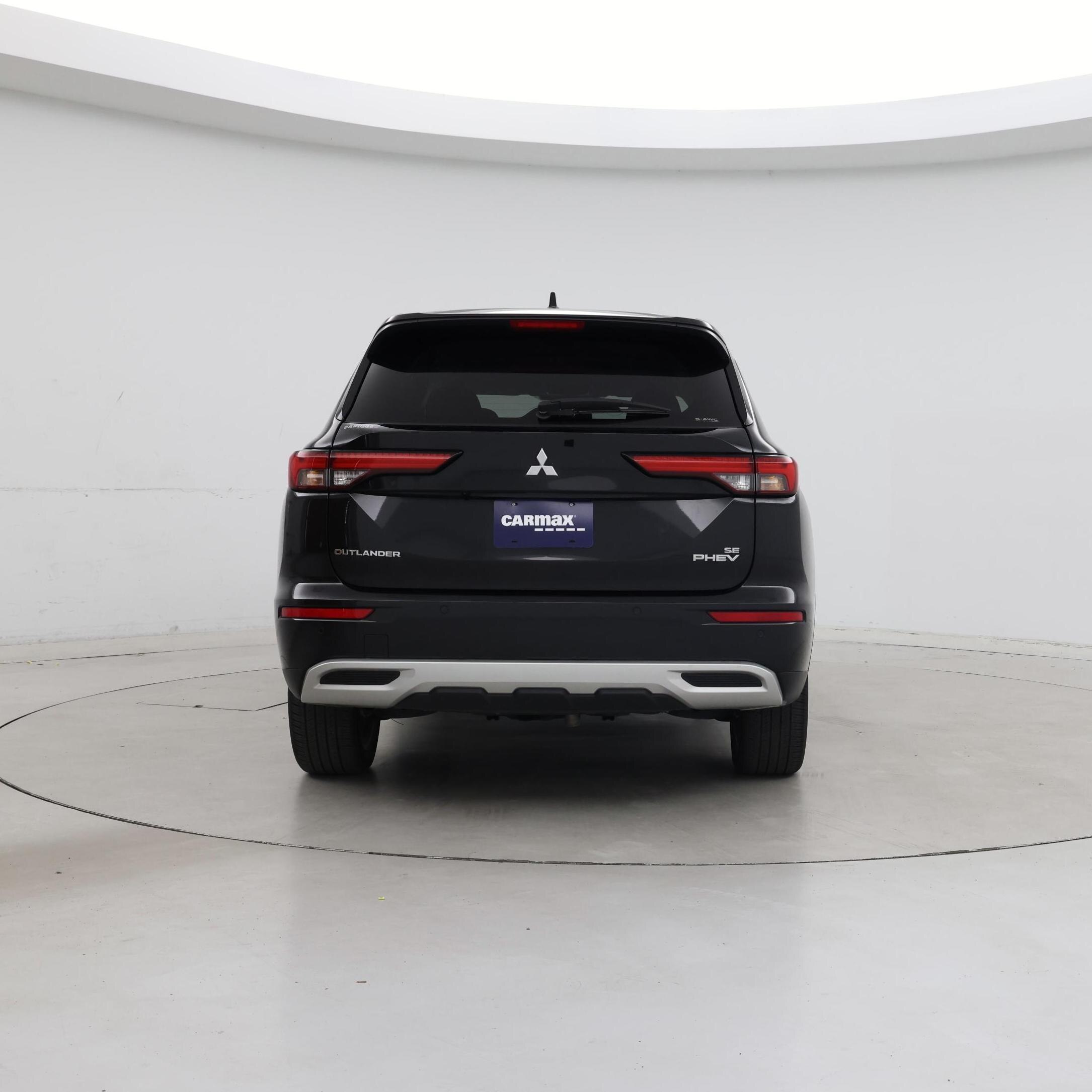 Thumbnail: 2023 Mitsubishi Outlander - 6