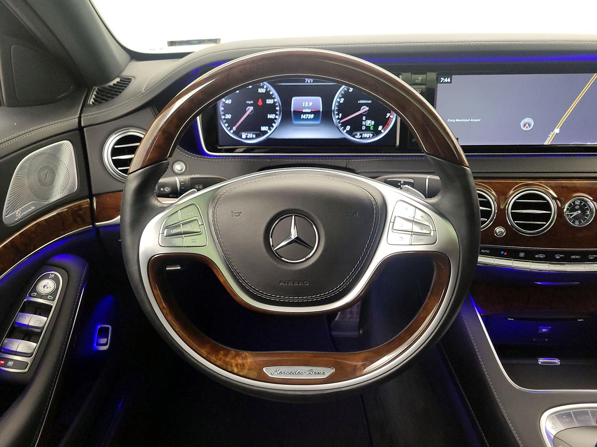 Thumbnail: 2015 Mercedes-Benz S-Class - 10