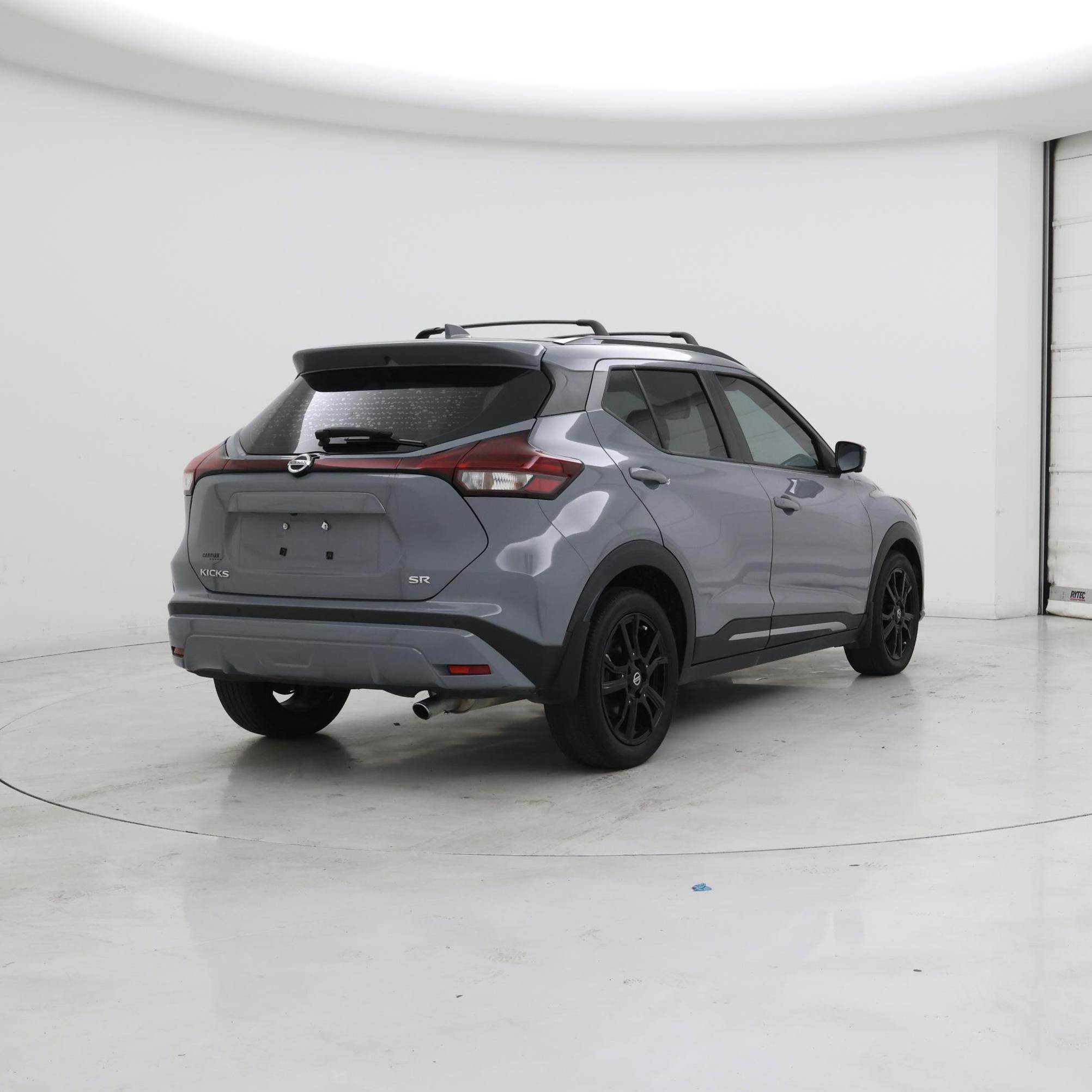 Thumbnail: 2021 Nissan Kicks - 8