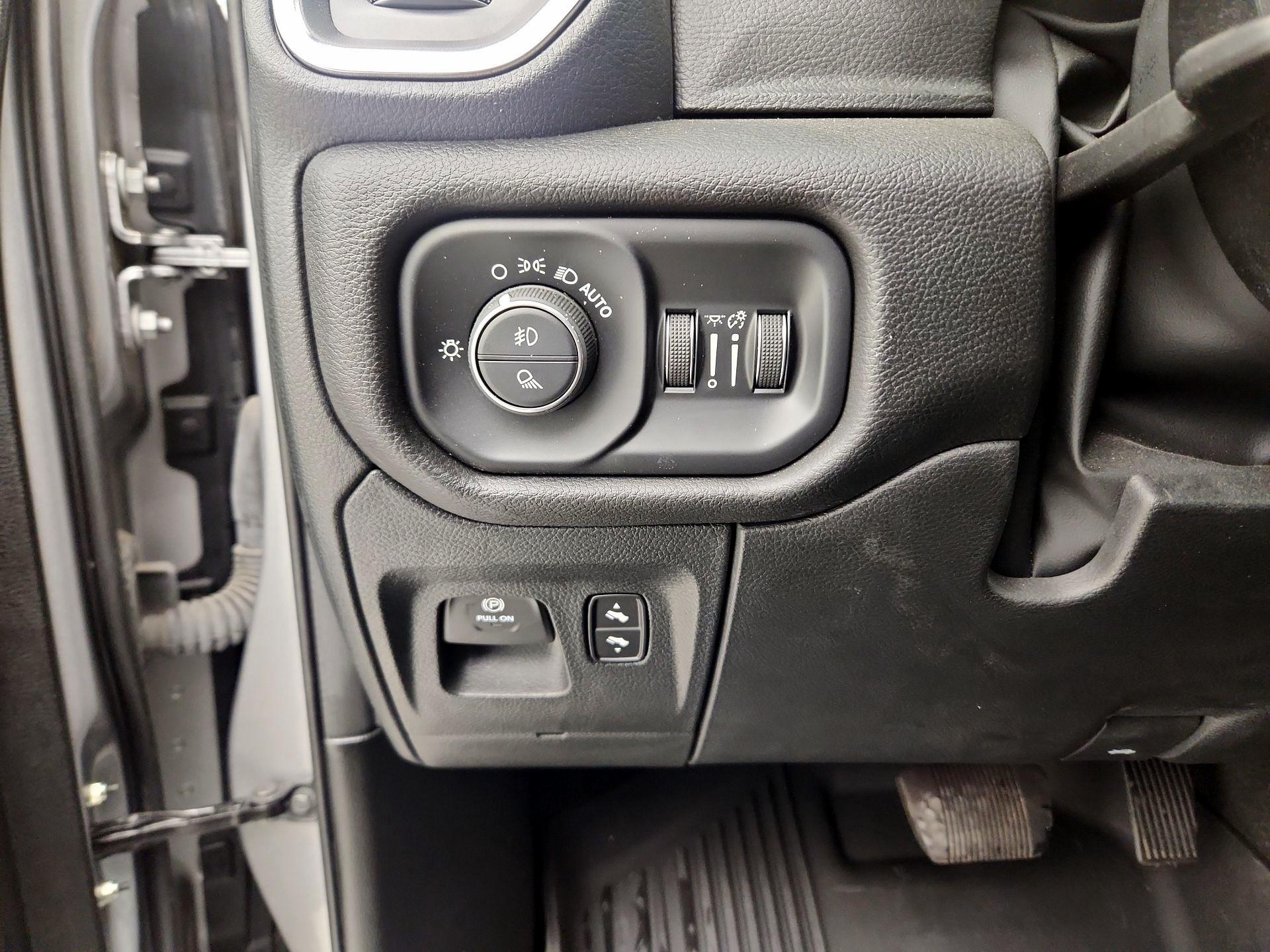 Thumbnail: 2024 RAM 1500 - 13