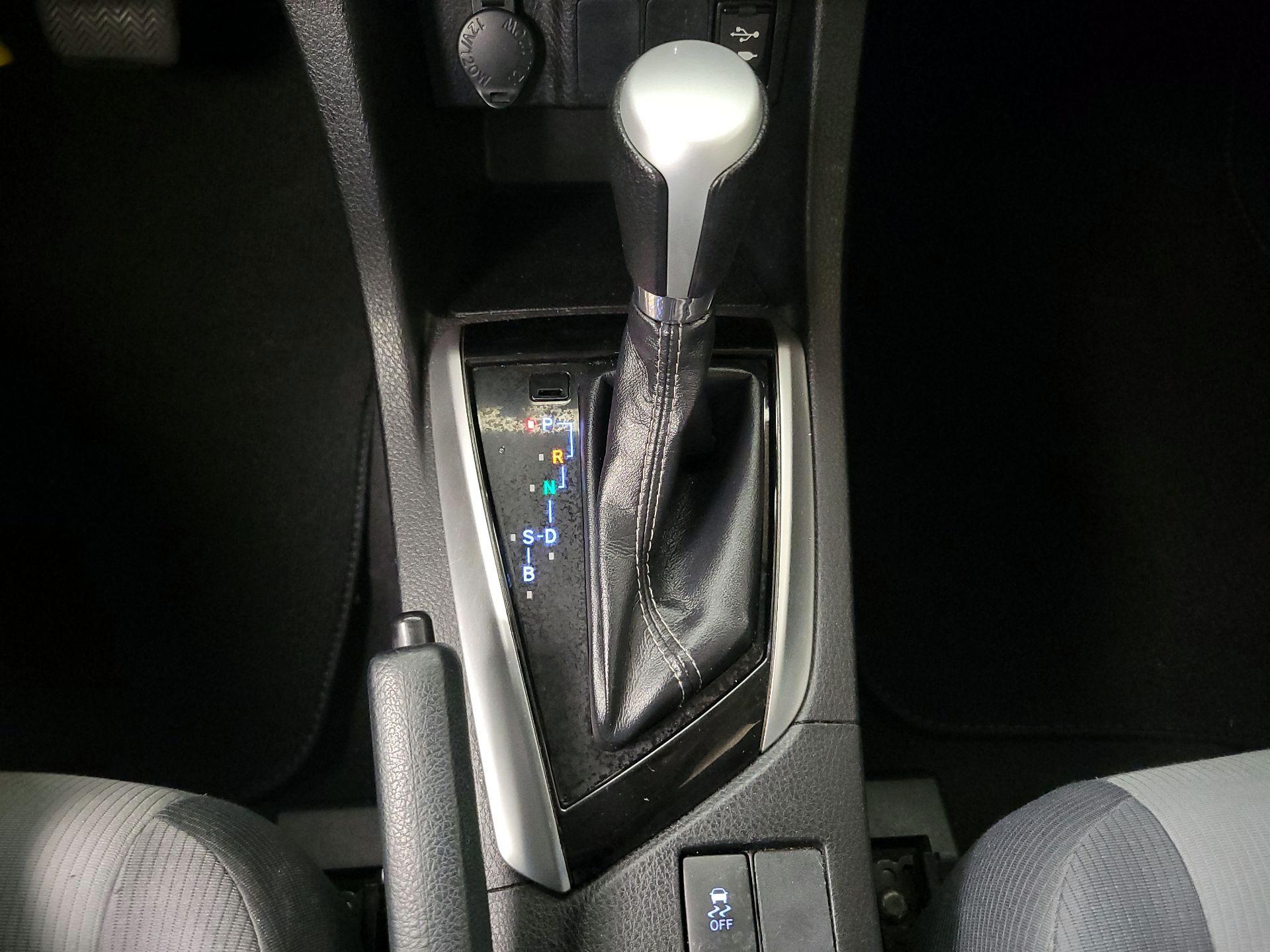 Thumbnail: 2019 Toyota Corolla - 17
