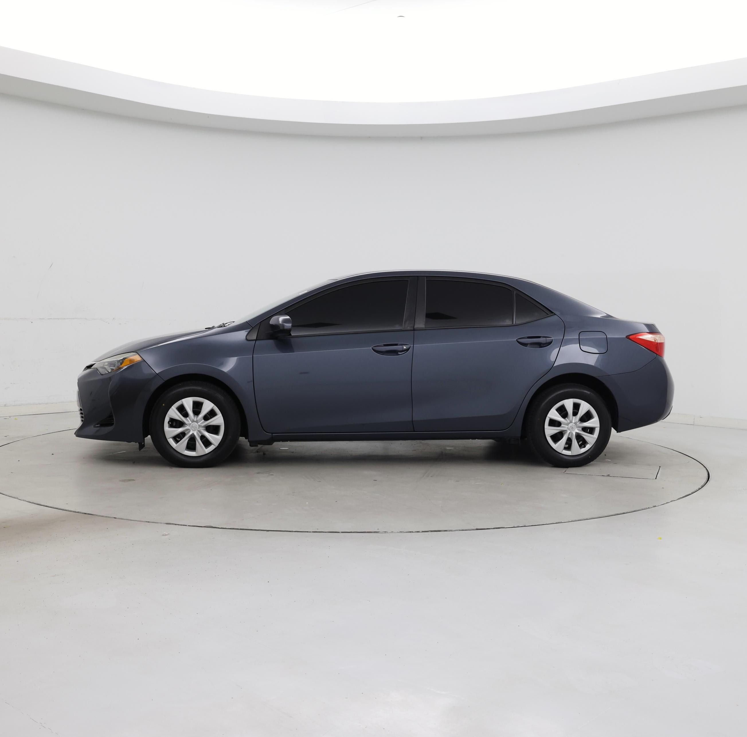 Thumbnail: 2019 Toyota Corolla - 3