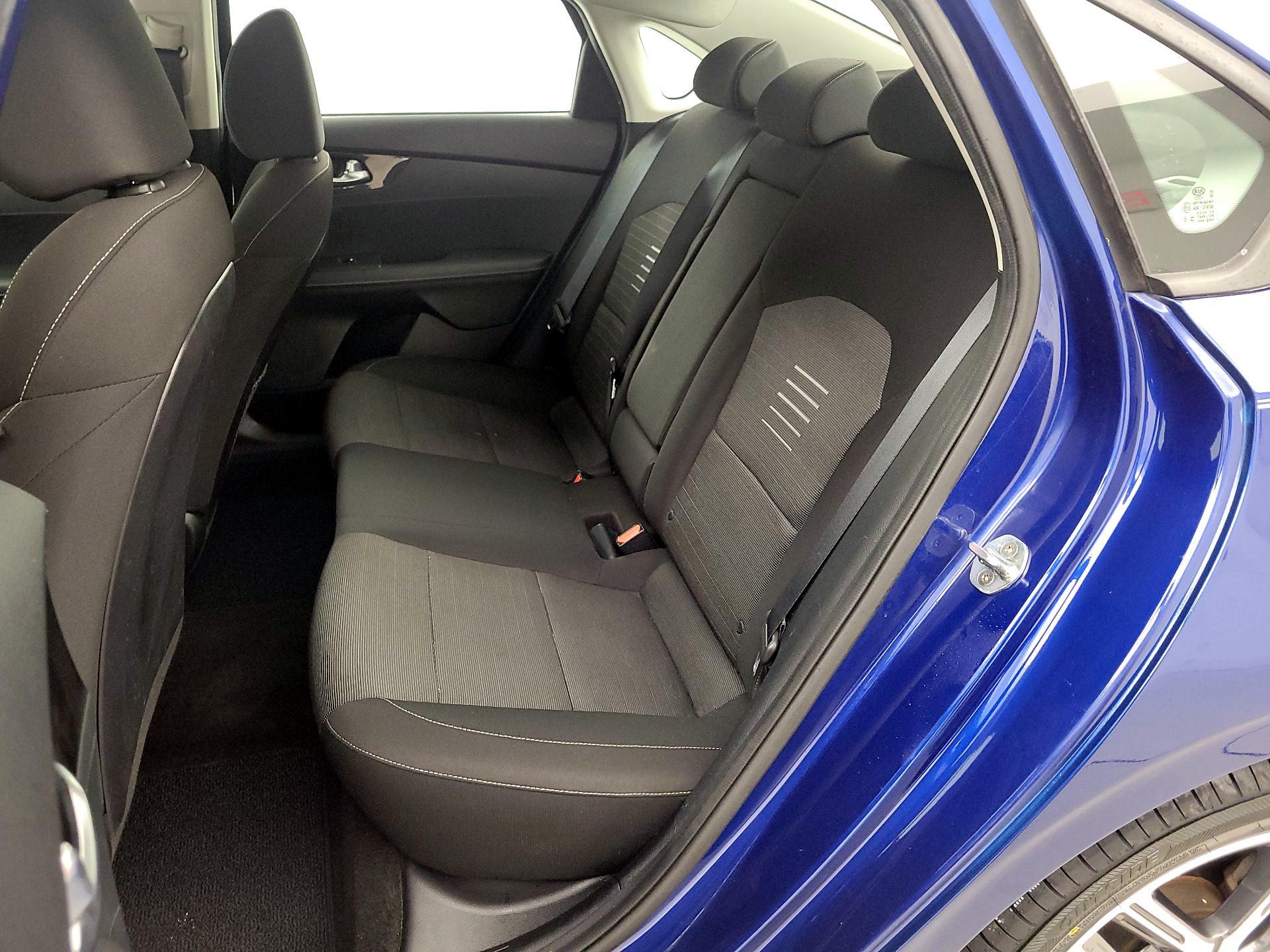 Thumbnail: 2019 Kia Forte - 19