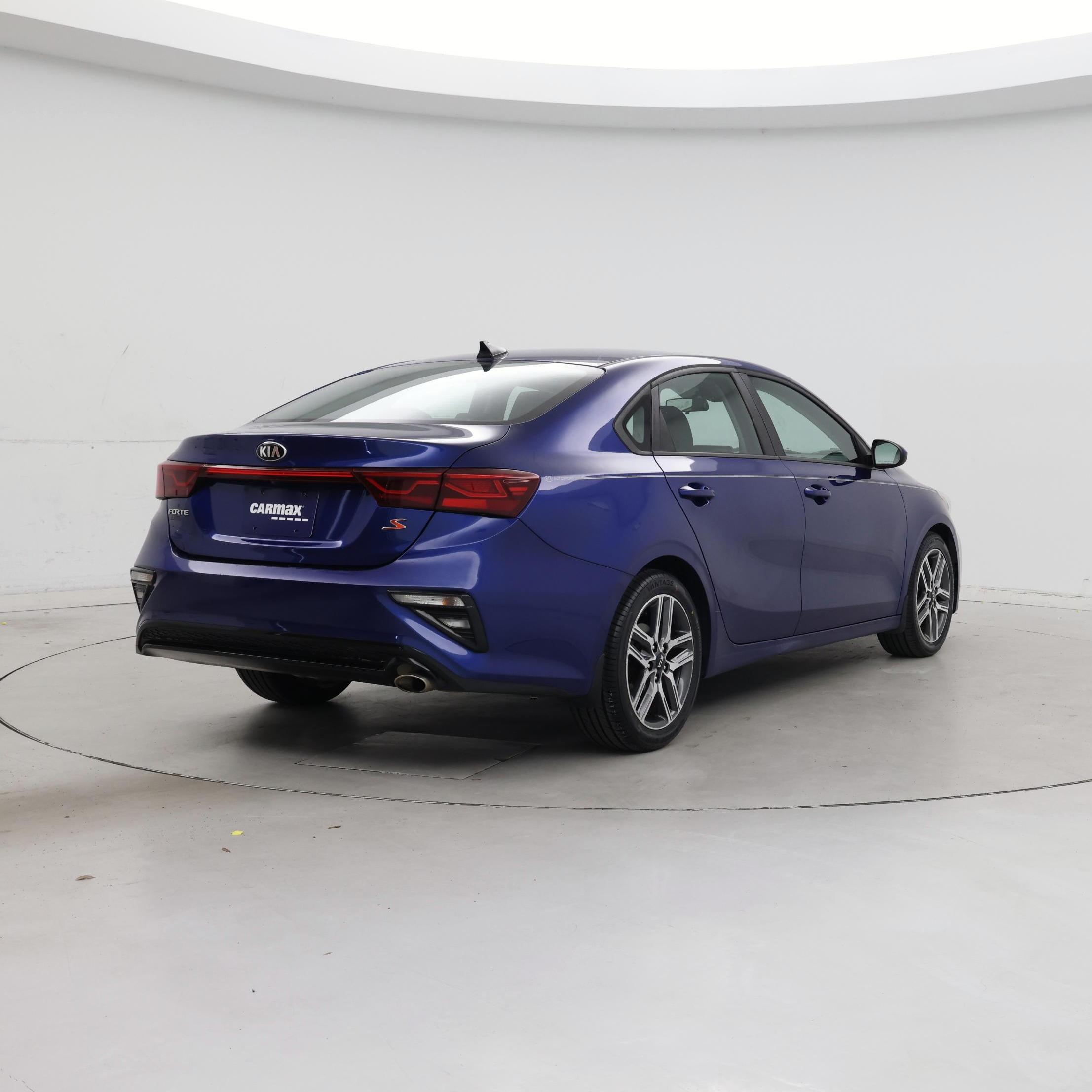 Thumbnail: 2019 Kia Forte - 8