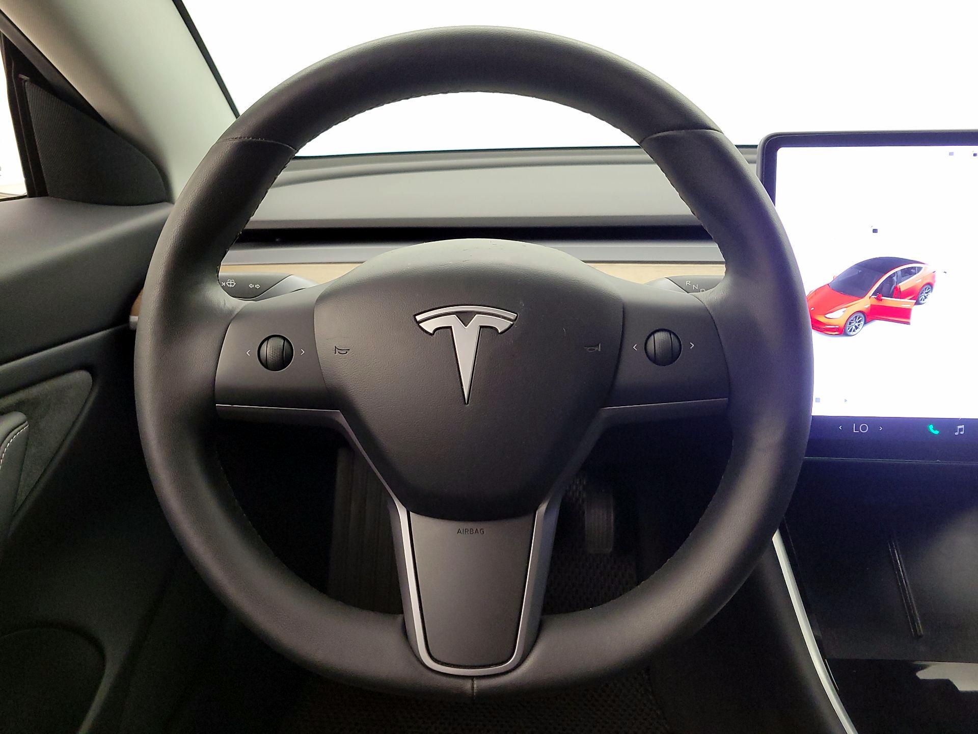Thumbnail: 2019 Tesla Model 3 - 10