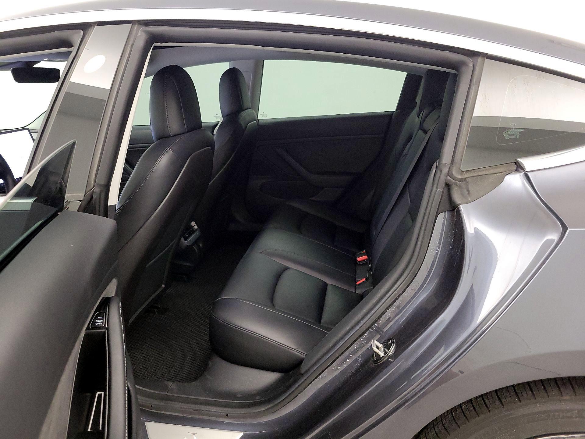 Thumbnail: 2019 Tesla Model 3 - 19