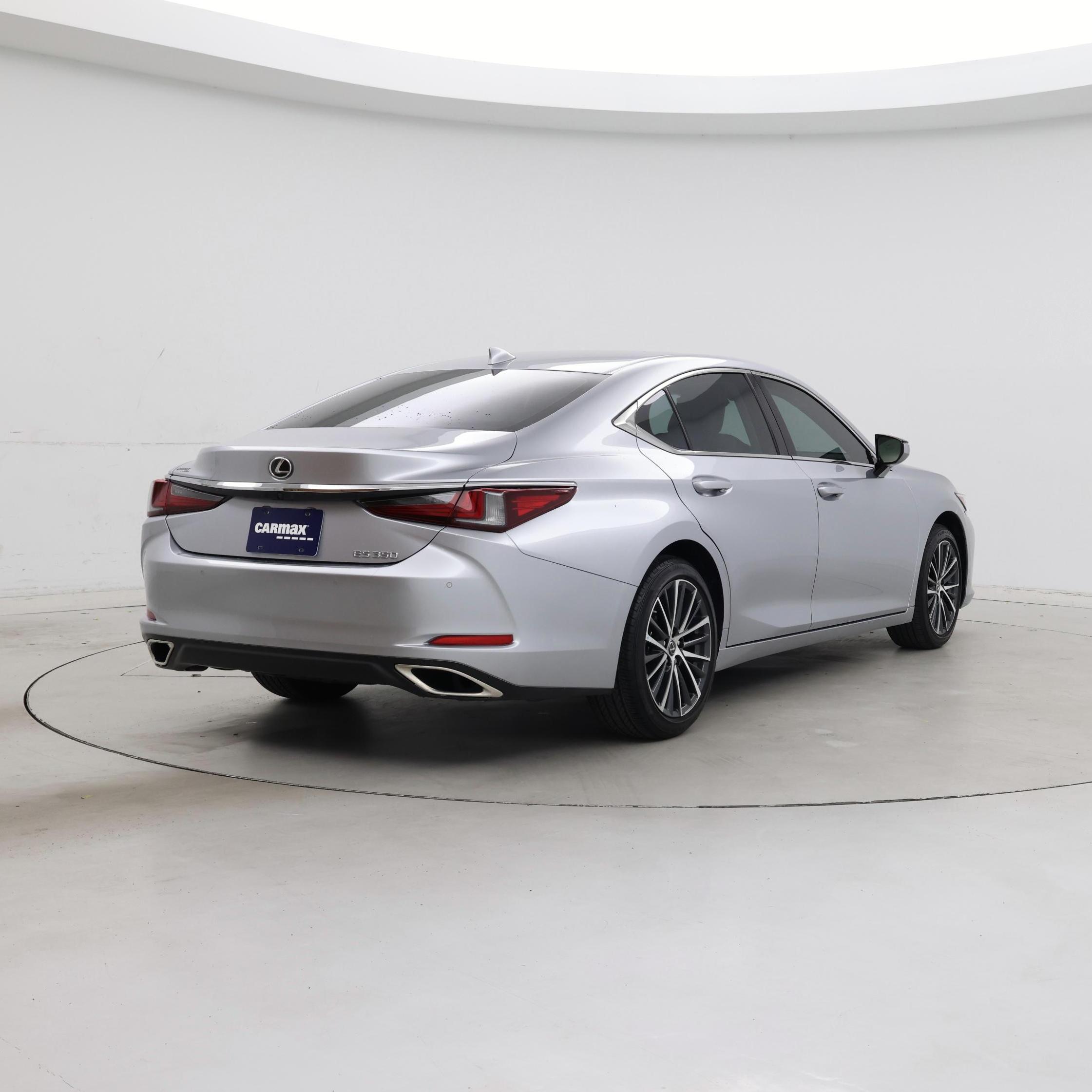 Thumbnail: 2024 Lexus ES - 8