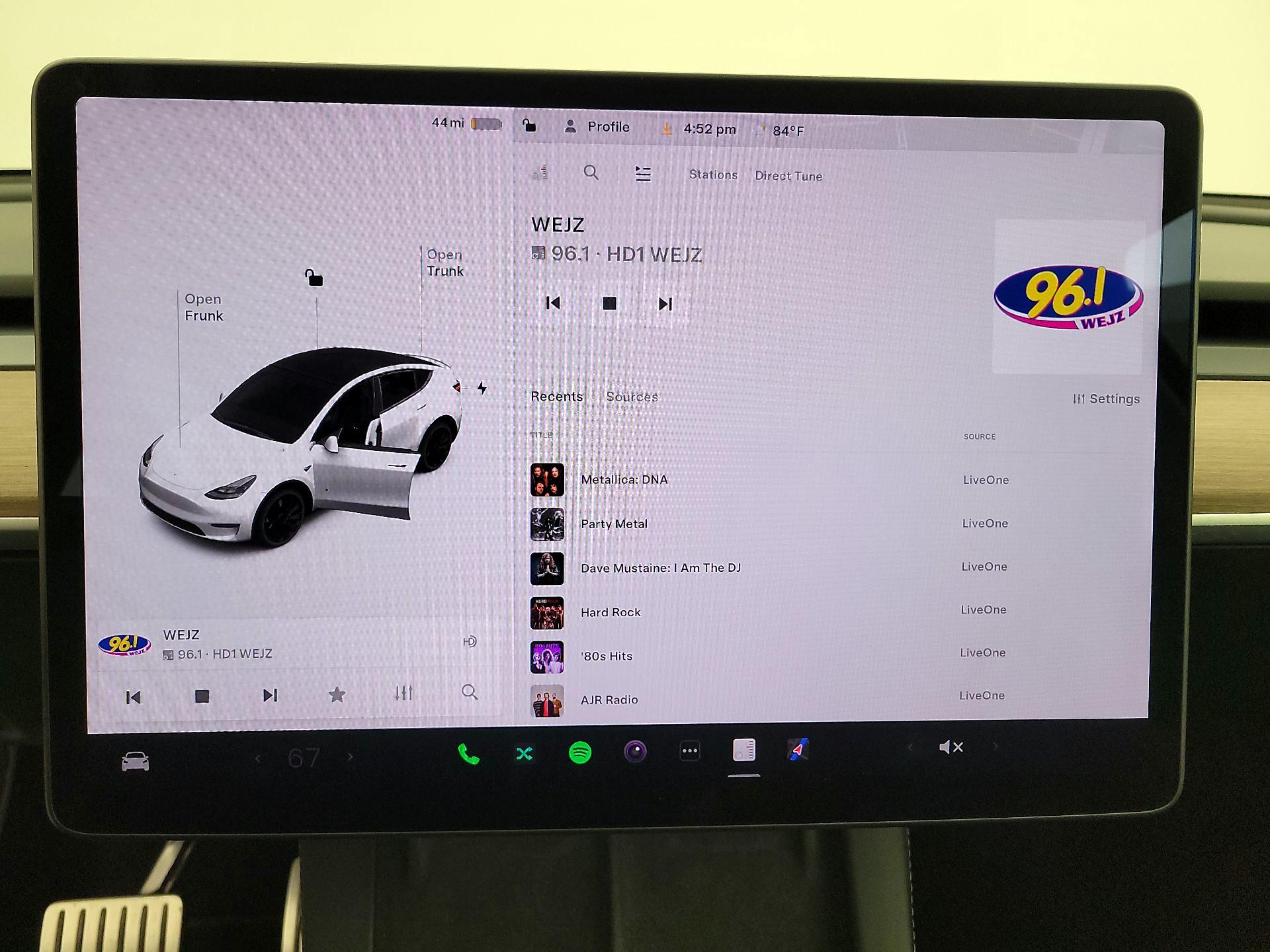 Thumbnail: 2022 Tesla Model Y - 15