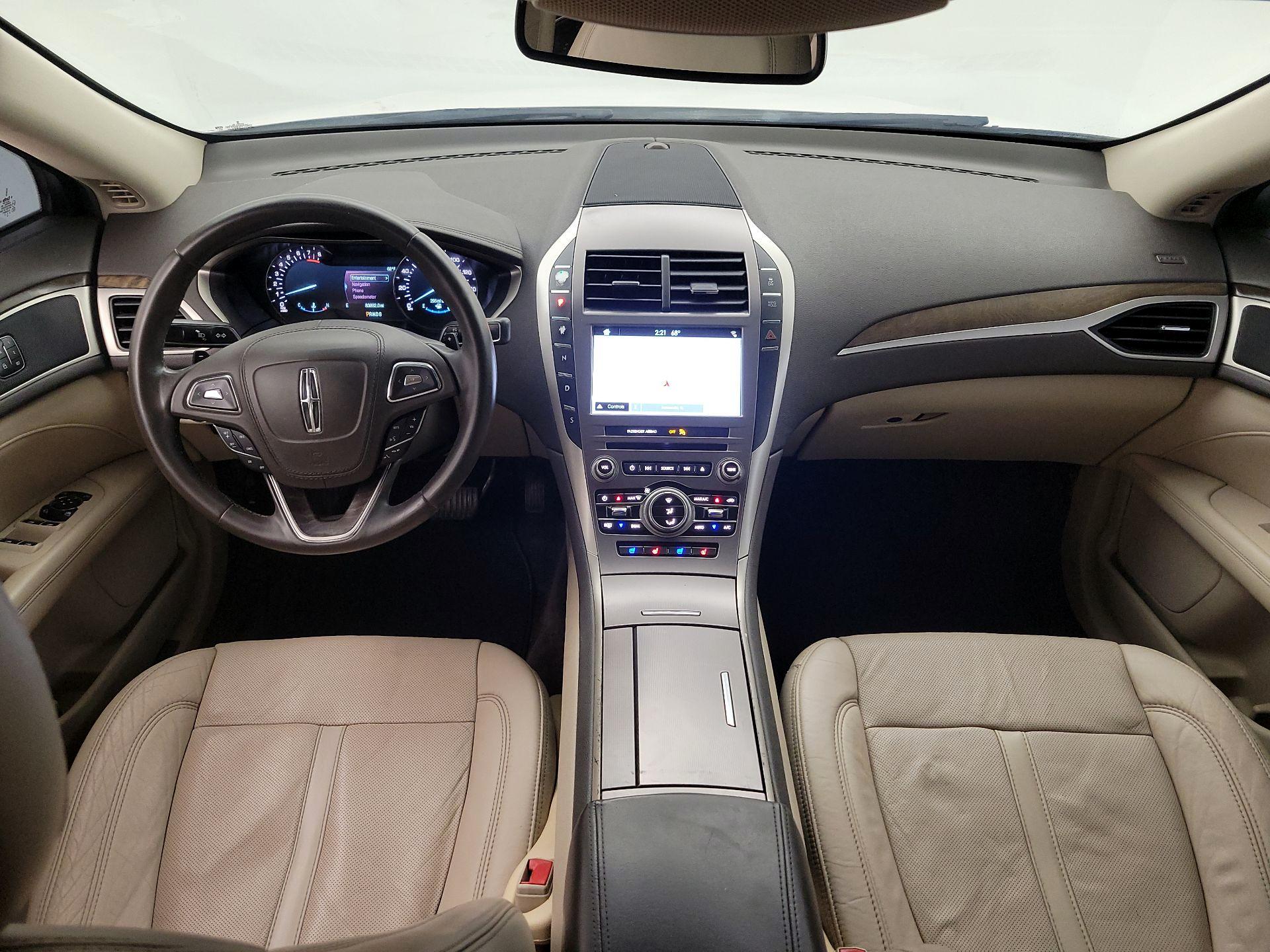 Thumbnail: 2017 Lincoln MKZ - 9