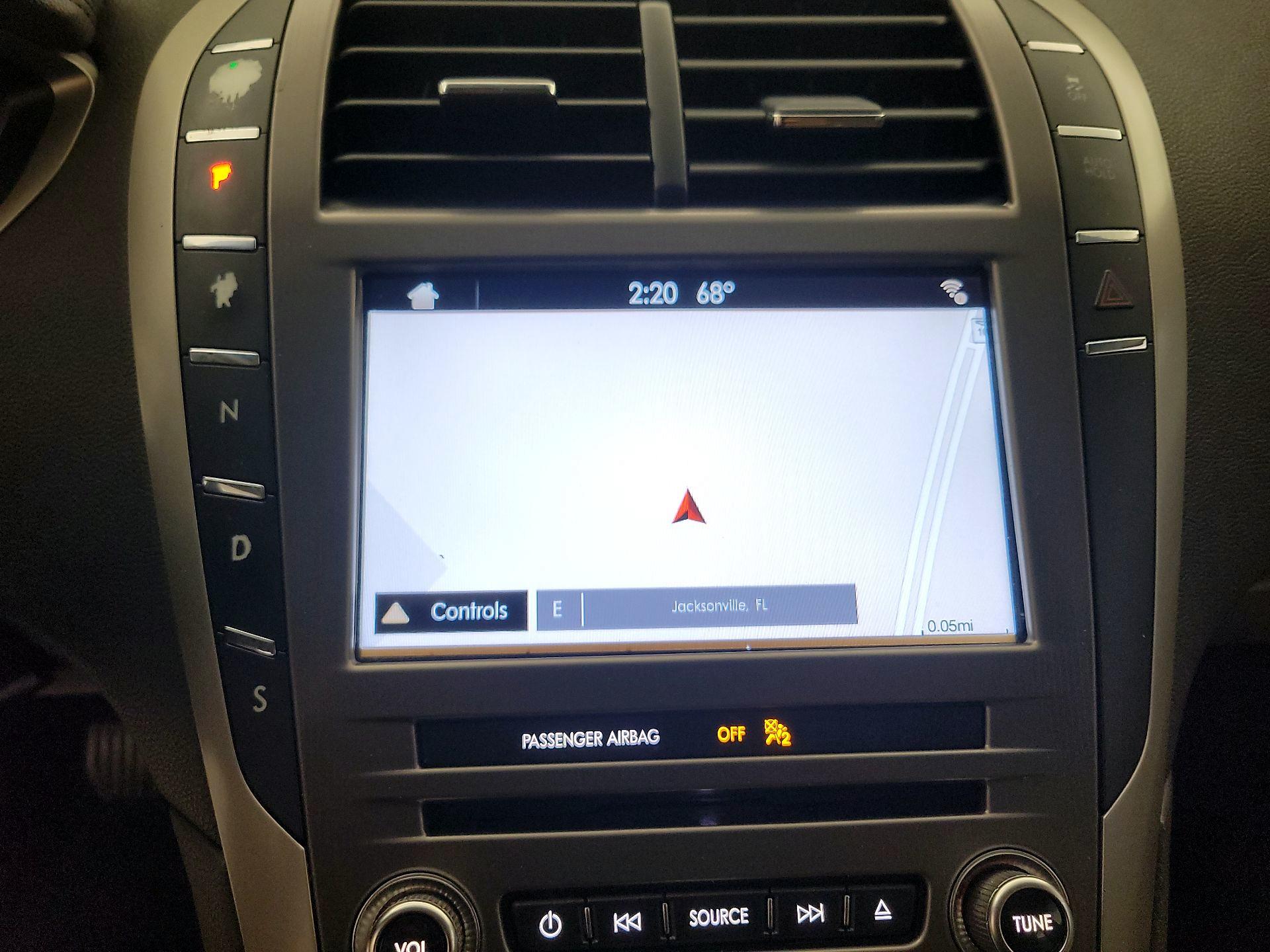 Thumbnail: 2017 Lincoln MKZ - 14