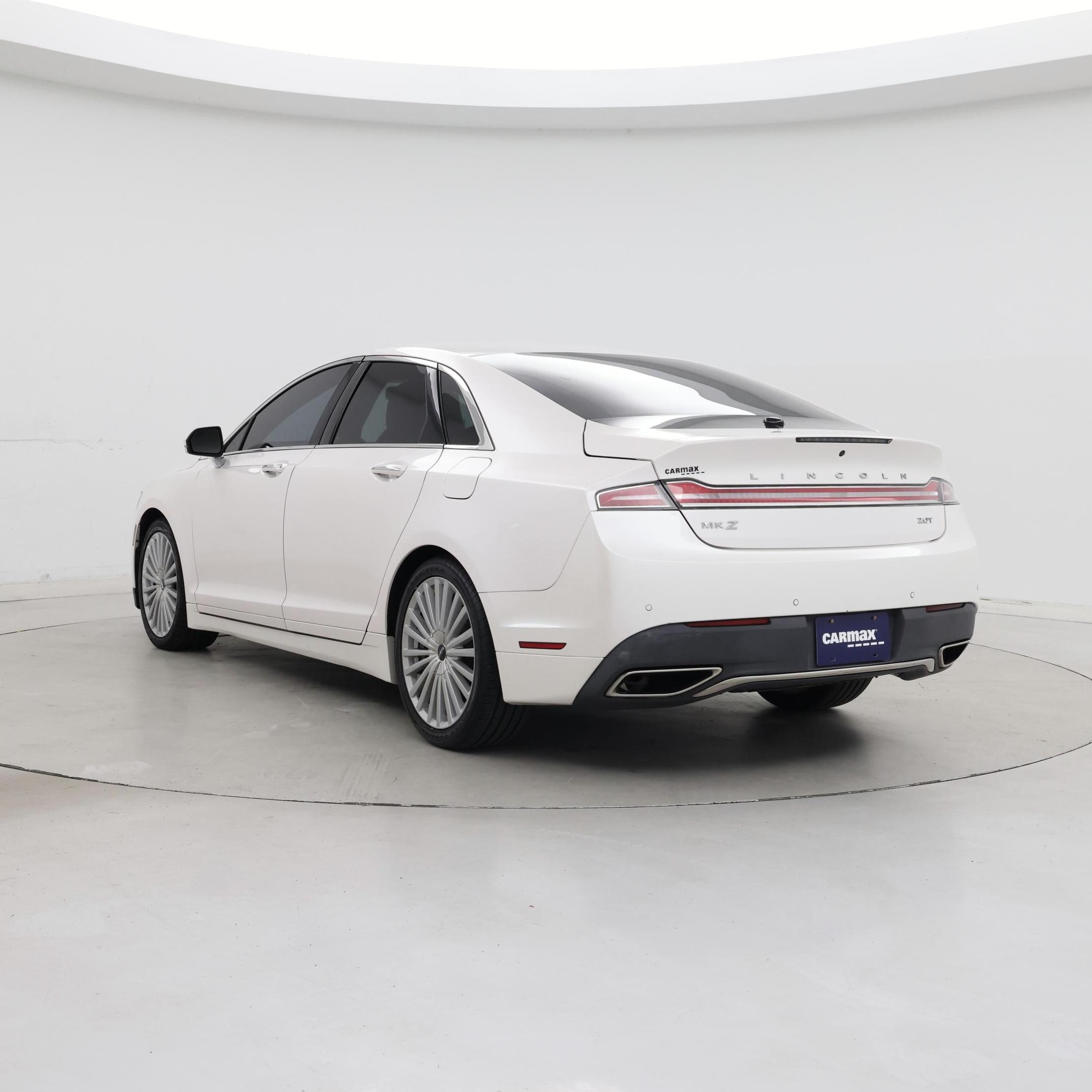 Thumbnail: 2017 Lincoln MKZ - 2