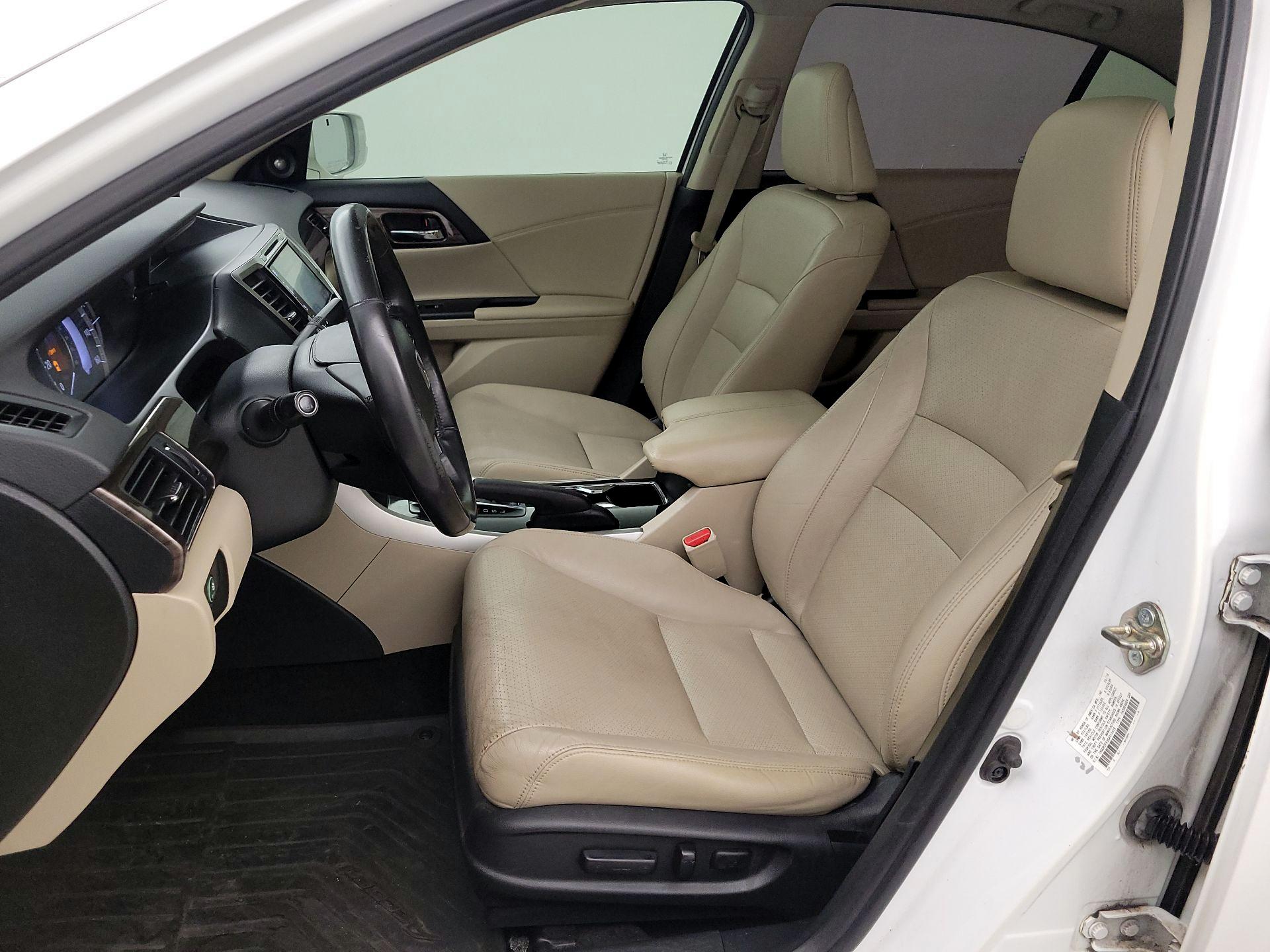 Thumbnail: 2016 Honda Accord - 11