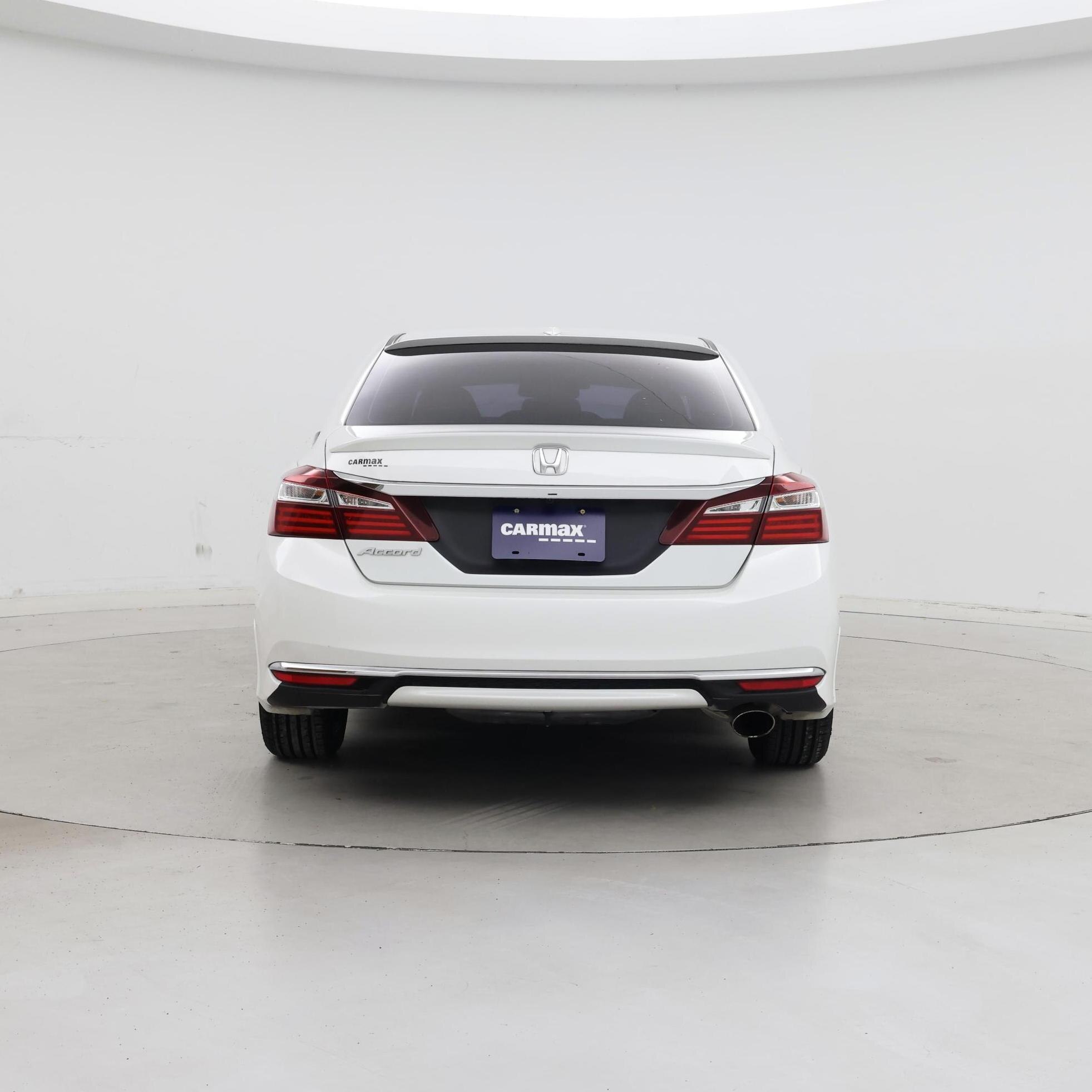 Thumbnail: 2016 Honda Accord - 6