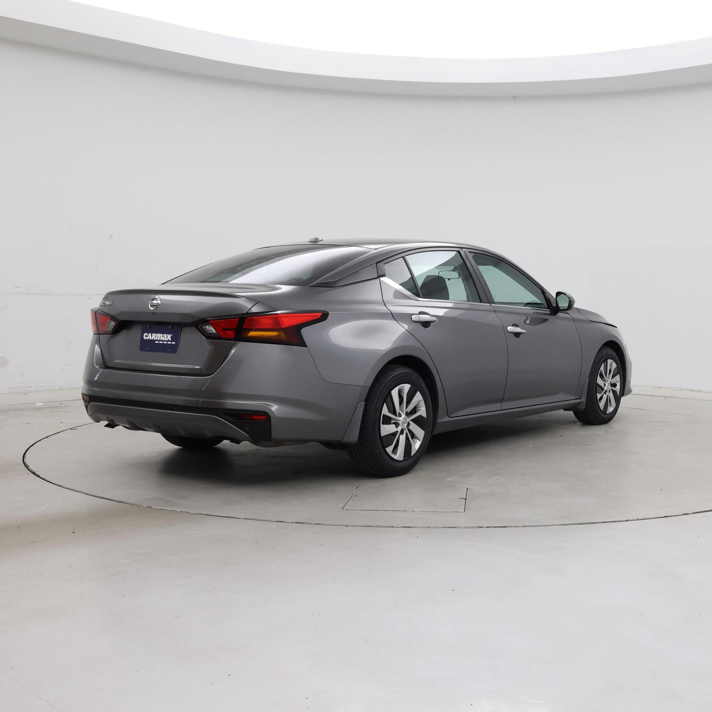 Thumbnail: 2020 Nissan Altima - 8
